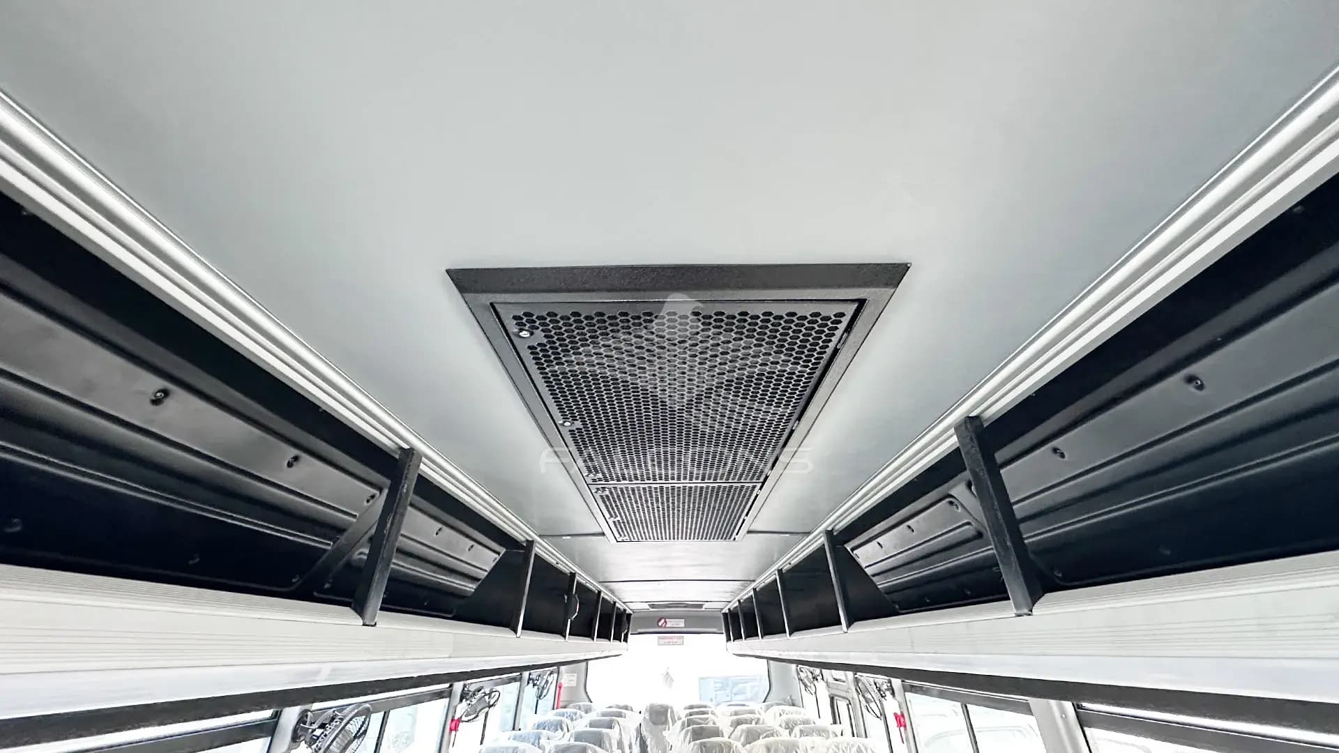 65Seats Staff Bus EBS HVAC HHR MT-E3 - Image 17