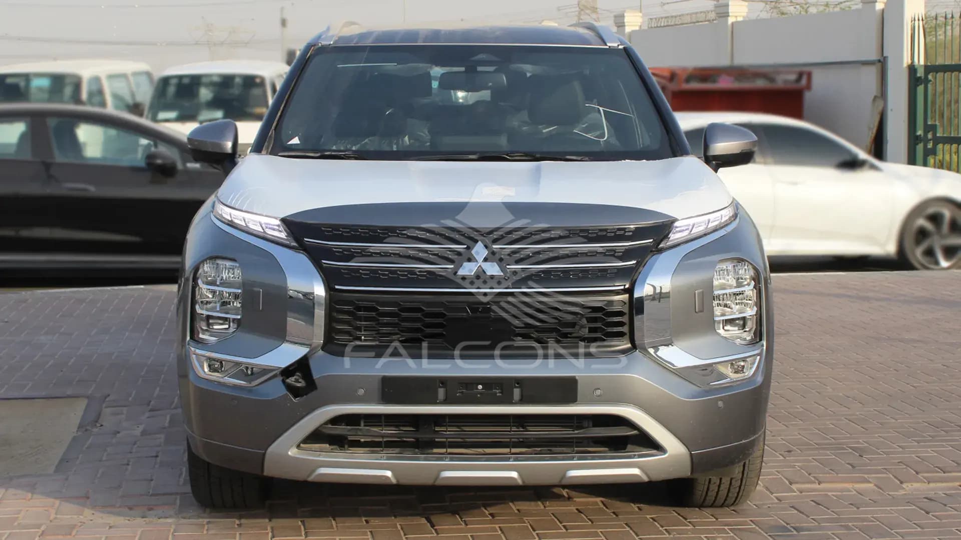 2.5L 4WD AT - Image 8