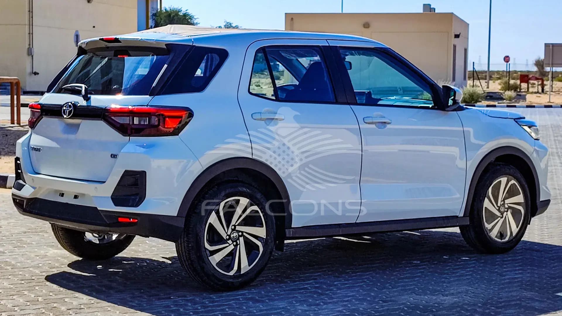 1.0T - G AT - Image 4