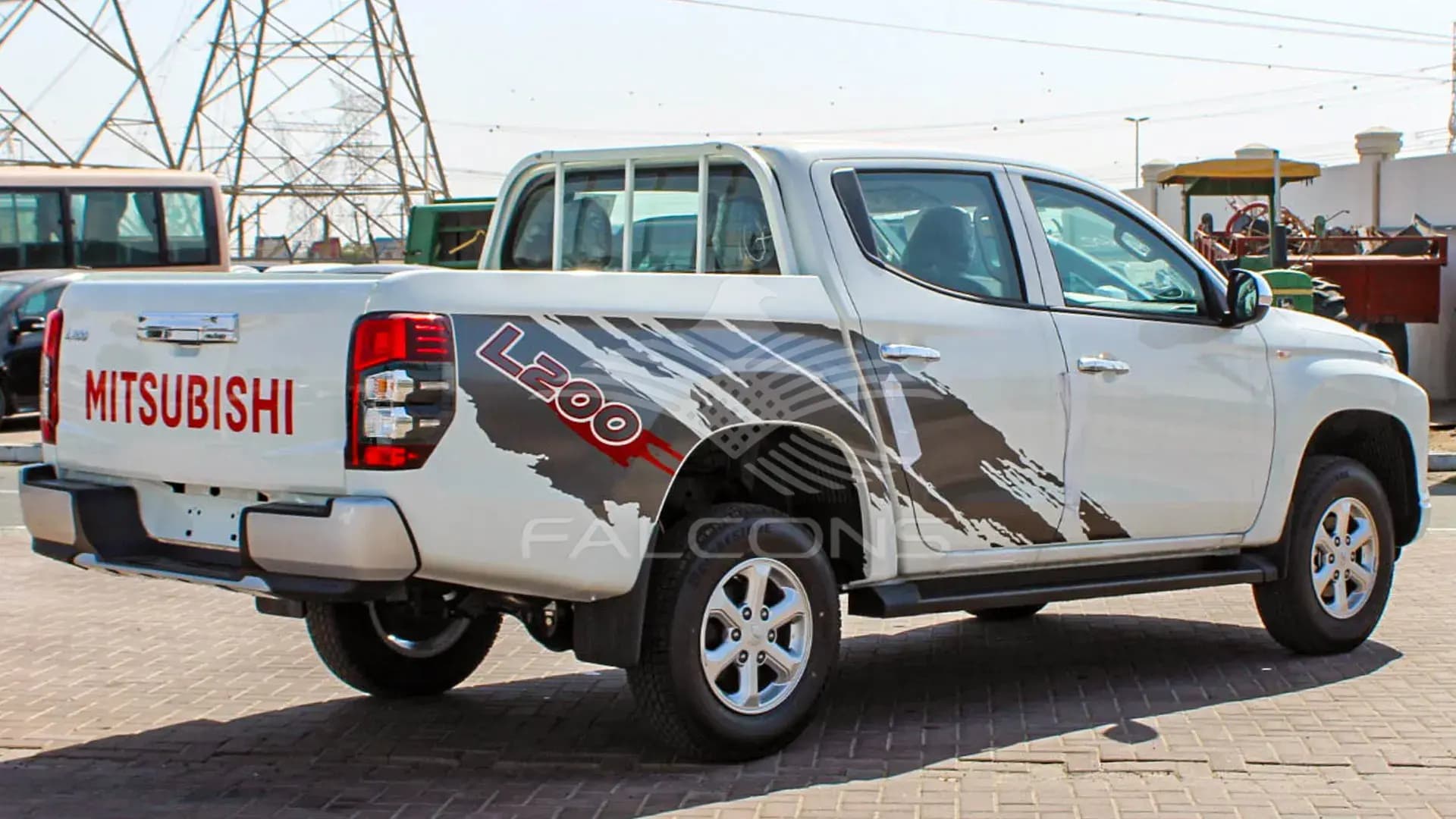 2.5L D DC 4WD CHROME MT - Image 5