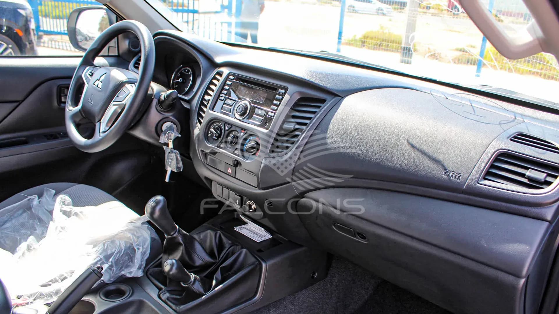 2.5L D DC 4WD CHROME MT - Image 15