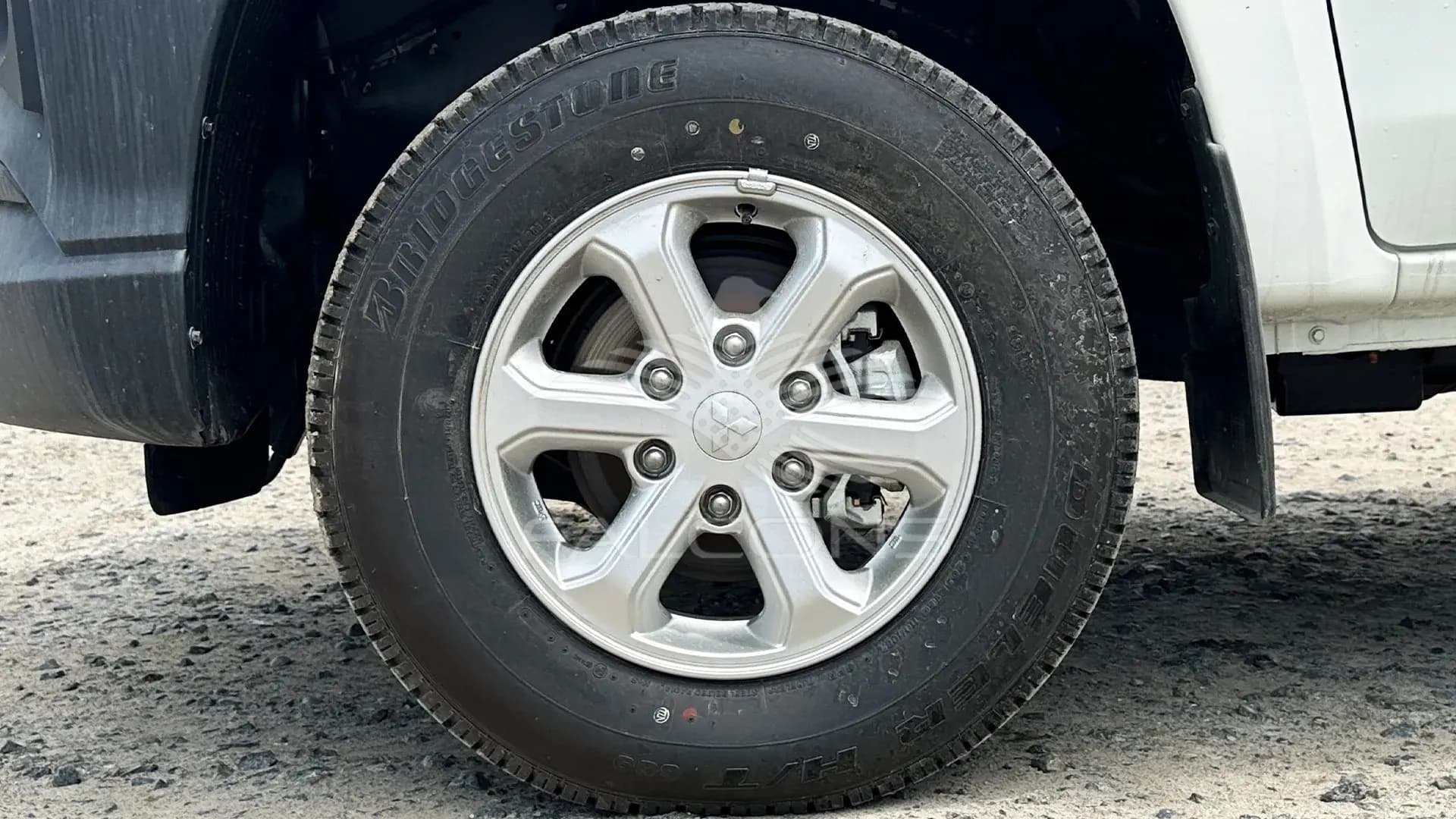 2.5L D SC 4WD GL MT - Image 7