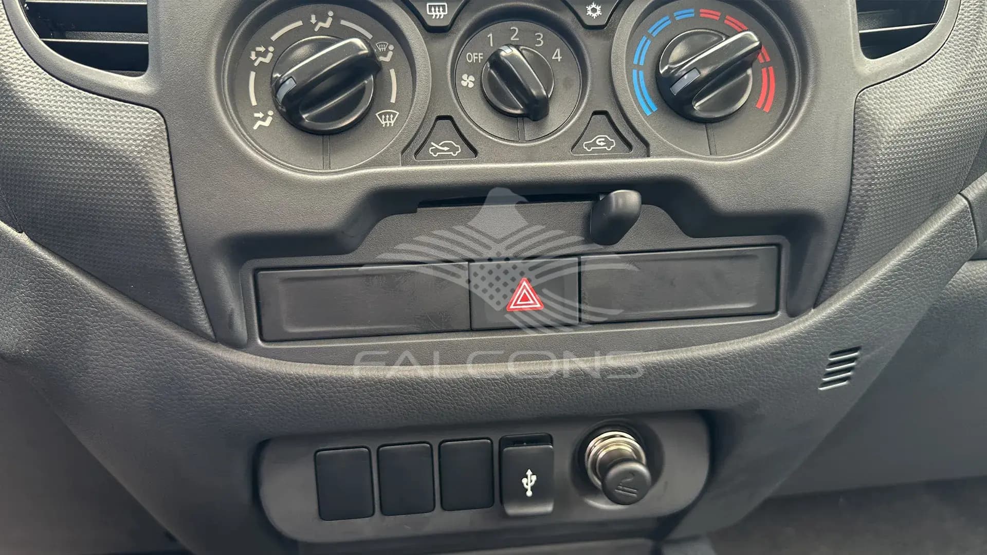 2.5L D SC 4WD GL MT - Image 16