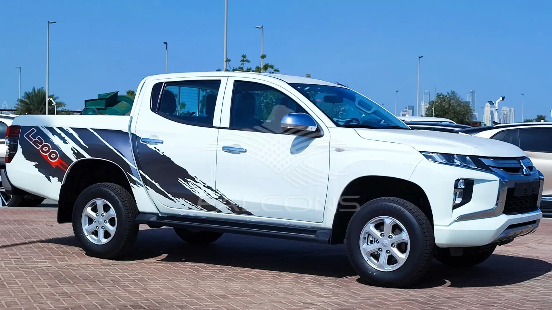 2.5L DC 4WD CHROME WITHOUT BED LINER MT - Image 6