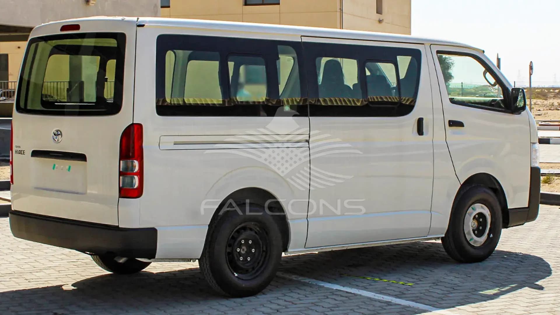 2.5L GLS VAN AC STD MT - Image 6