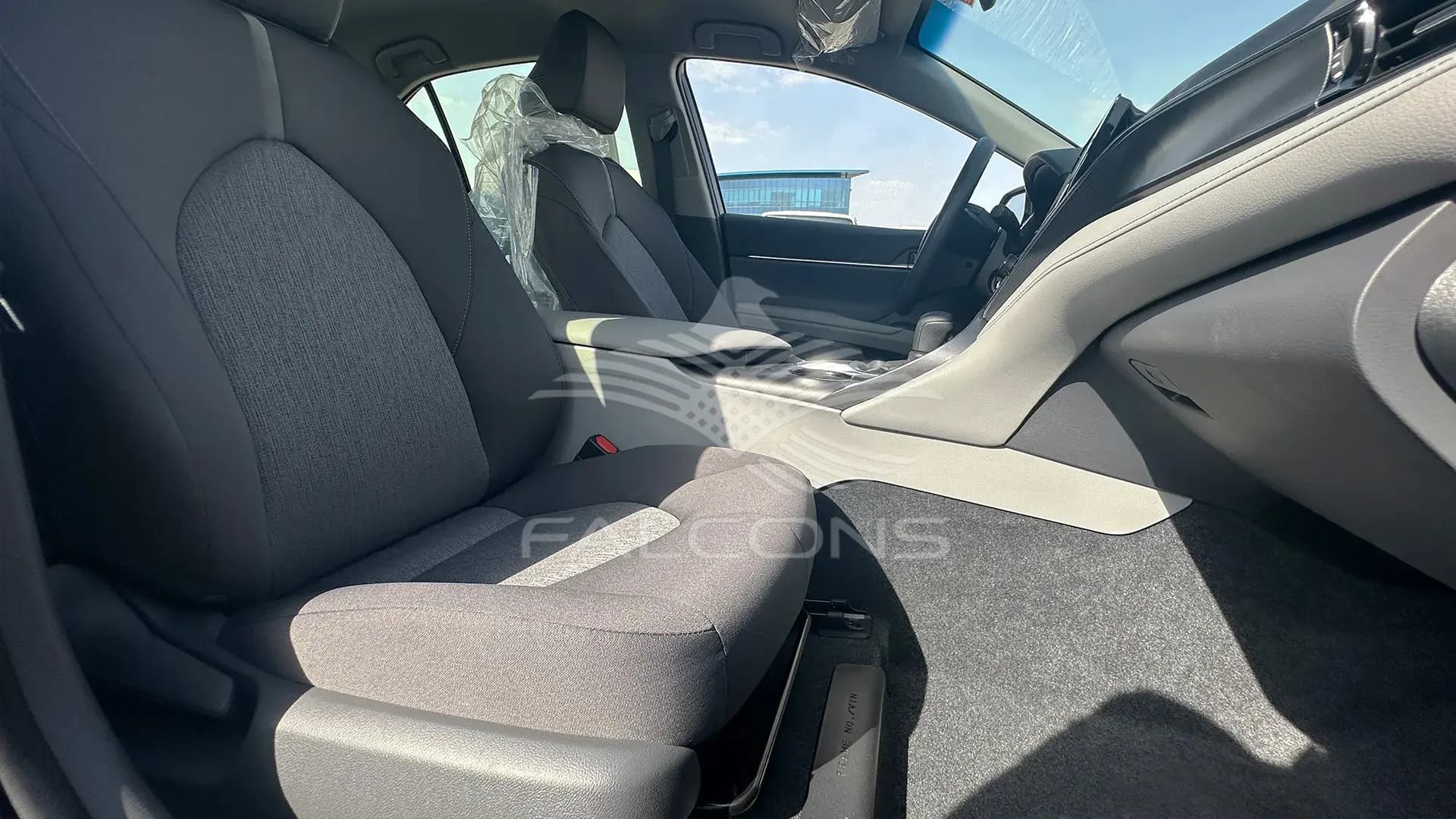 2.5L LE 5 seater AC - DAB ABS AT - Image 10