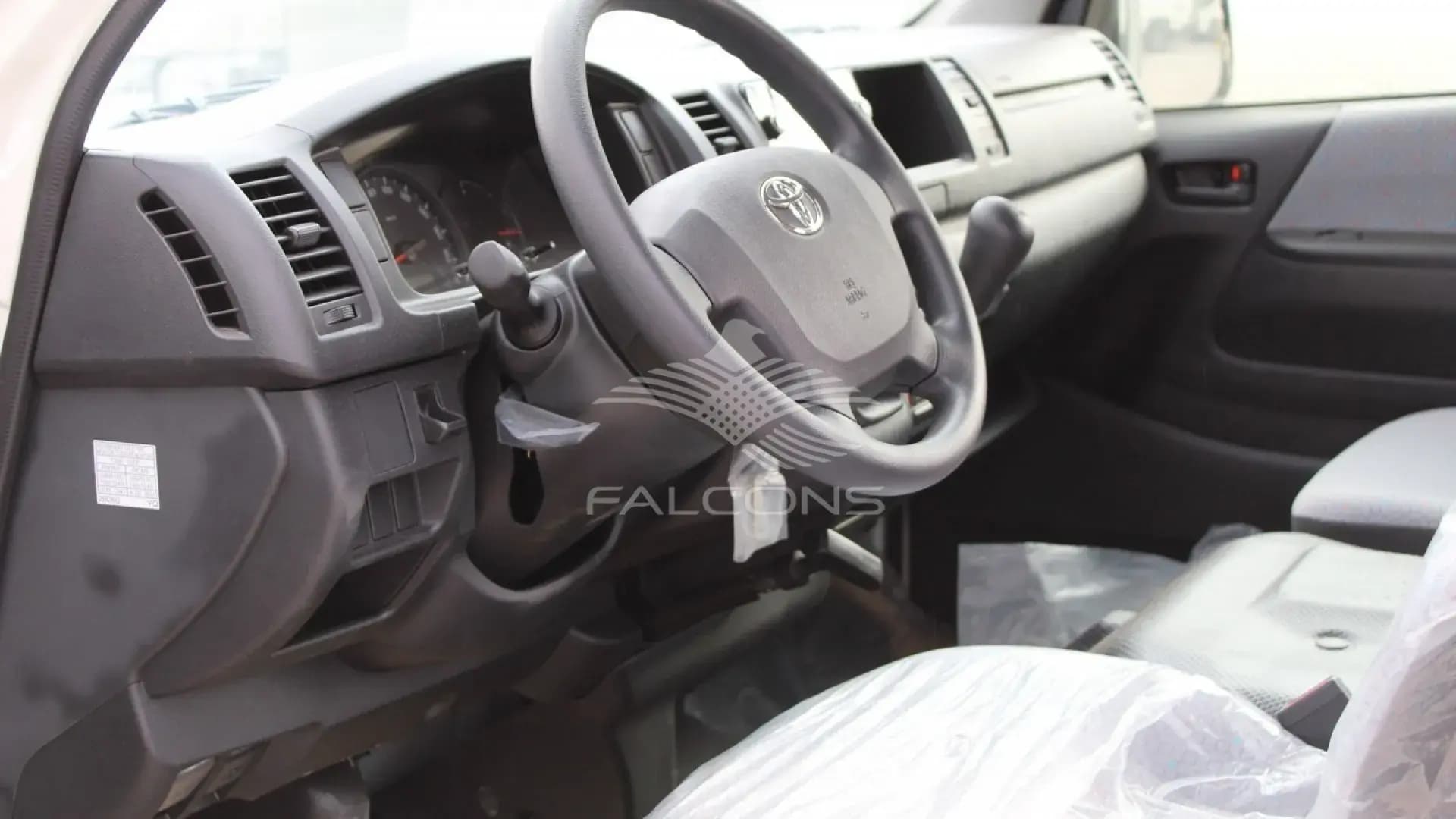 2.5L MT 2025 - Image 9