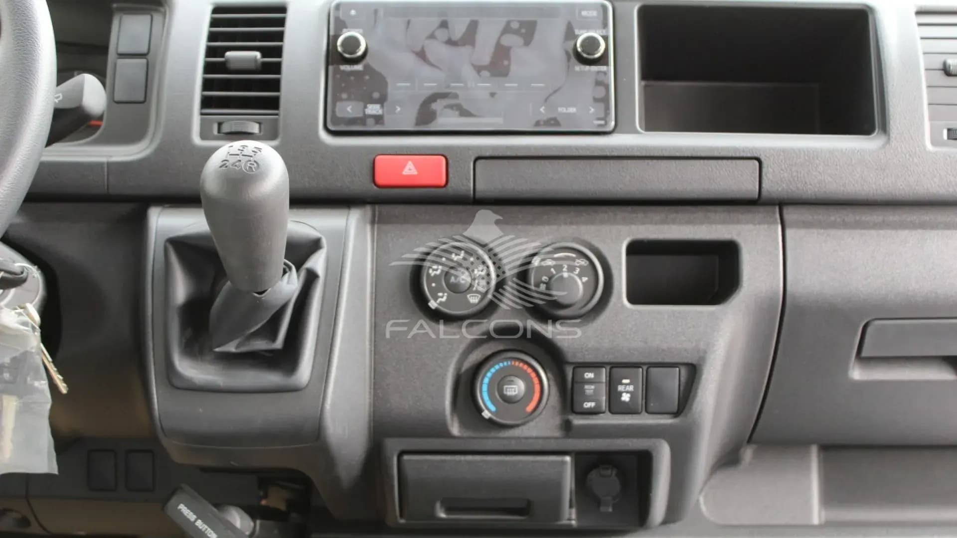 2.5L MT 2025 - Image 13