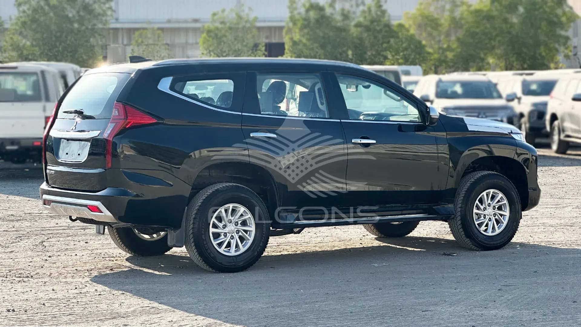 2.5L SPORT GLX 4WD DIESEL 5AT - Image 4