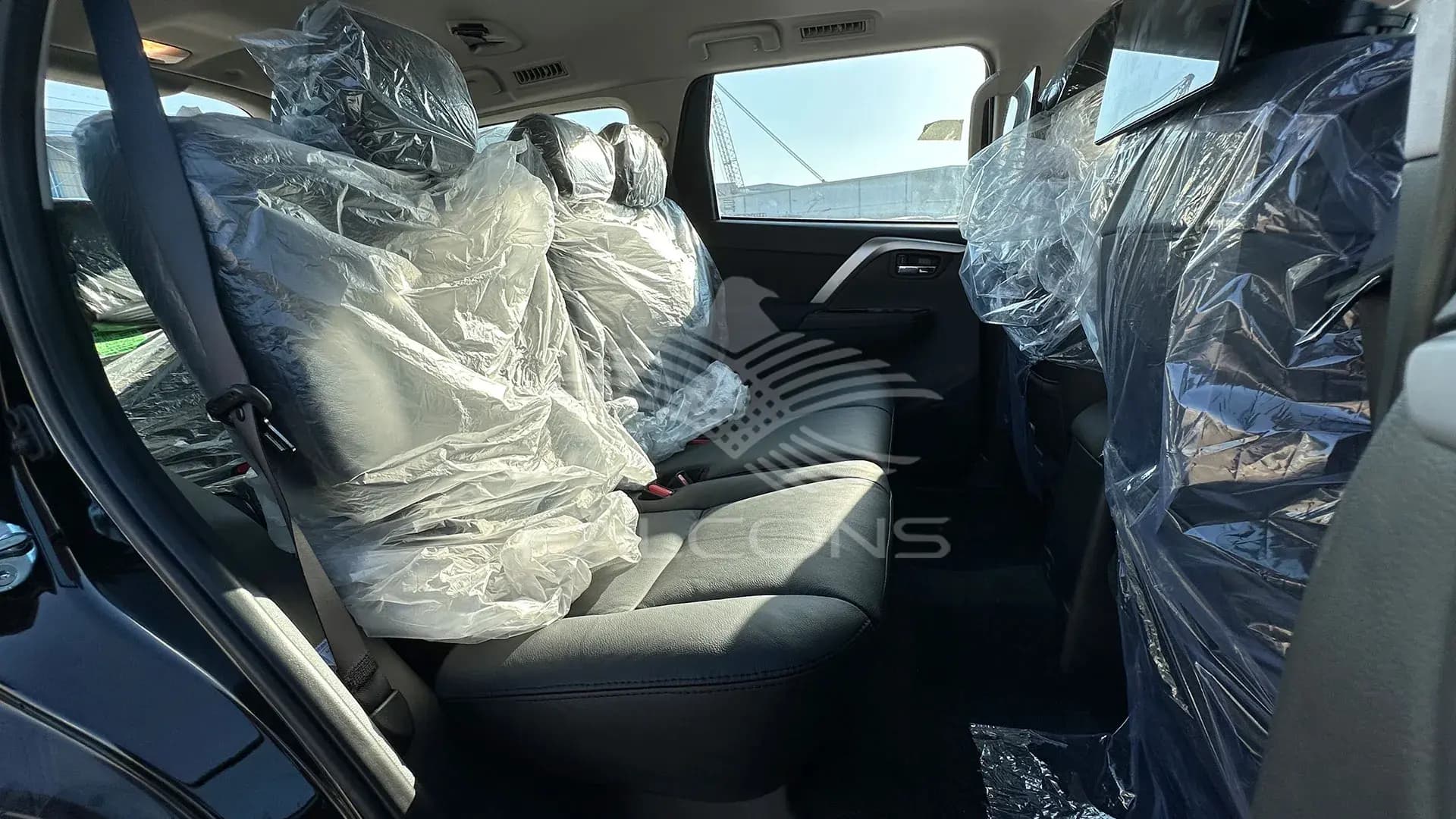 2.5L SPORT GLX 4WD DIESEL 5AT - Image 12