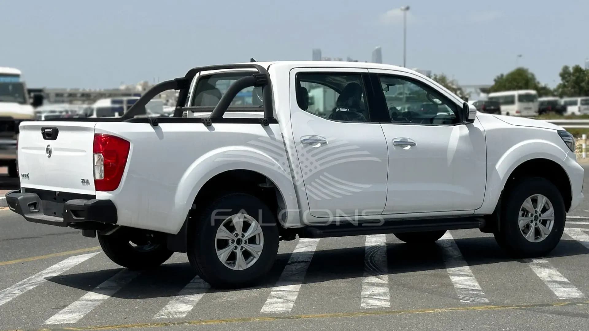 2.5L STD 4x4 5MT - Image 4