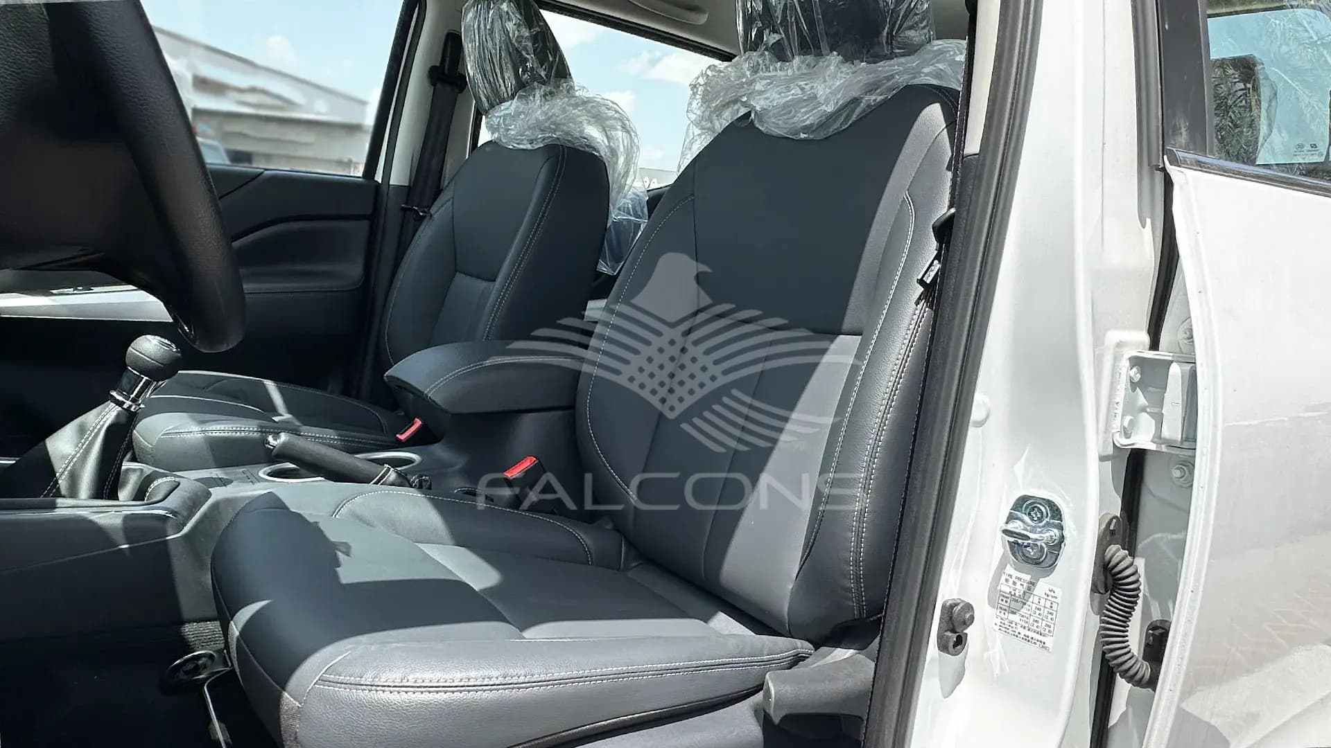 2.5L STD 4x4 5MT - Image 9