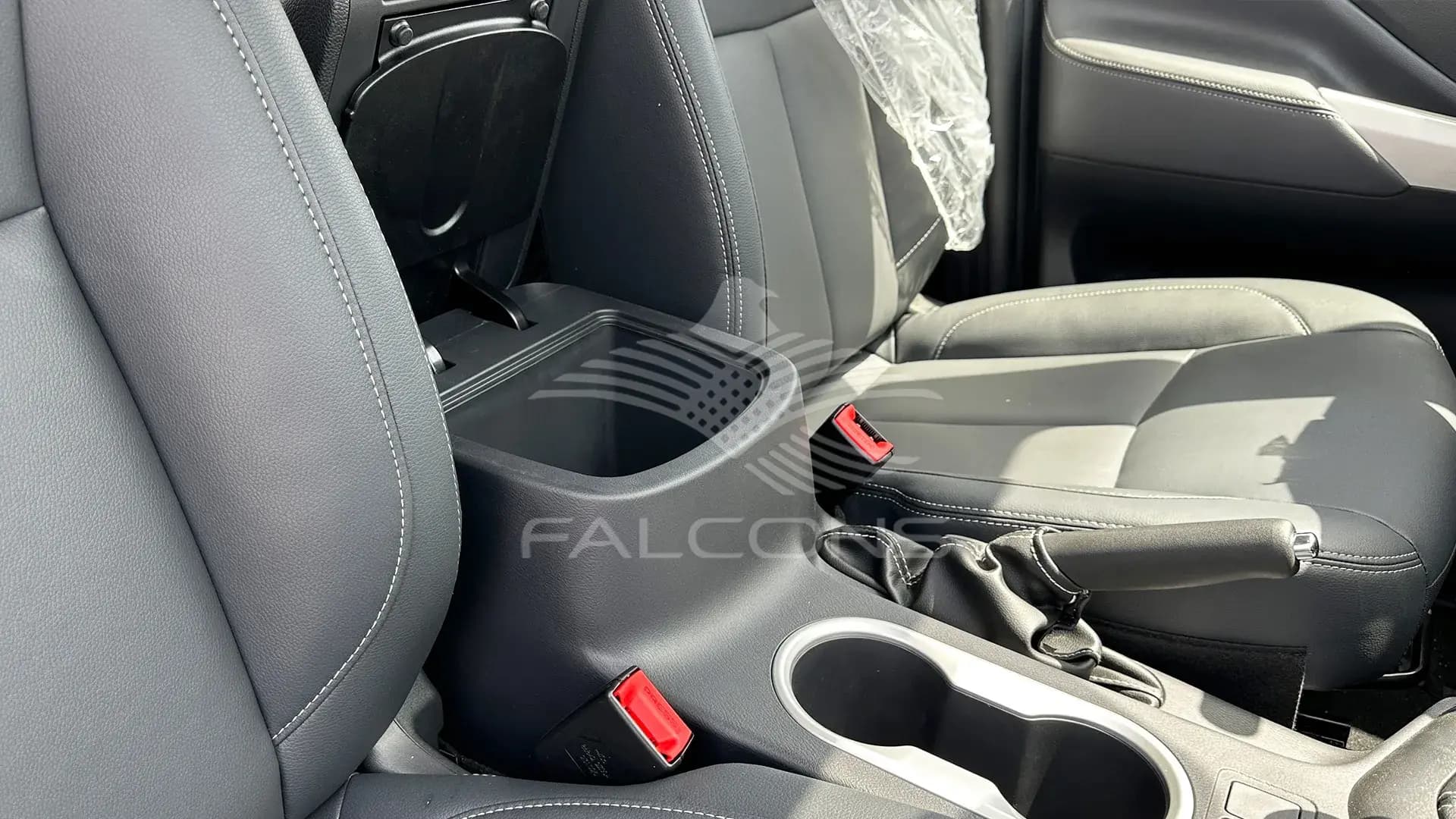 2.5L STD 4x4 5MT - Image 17