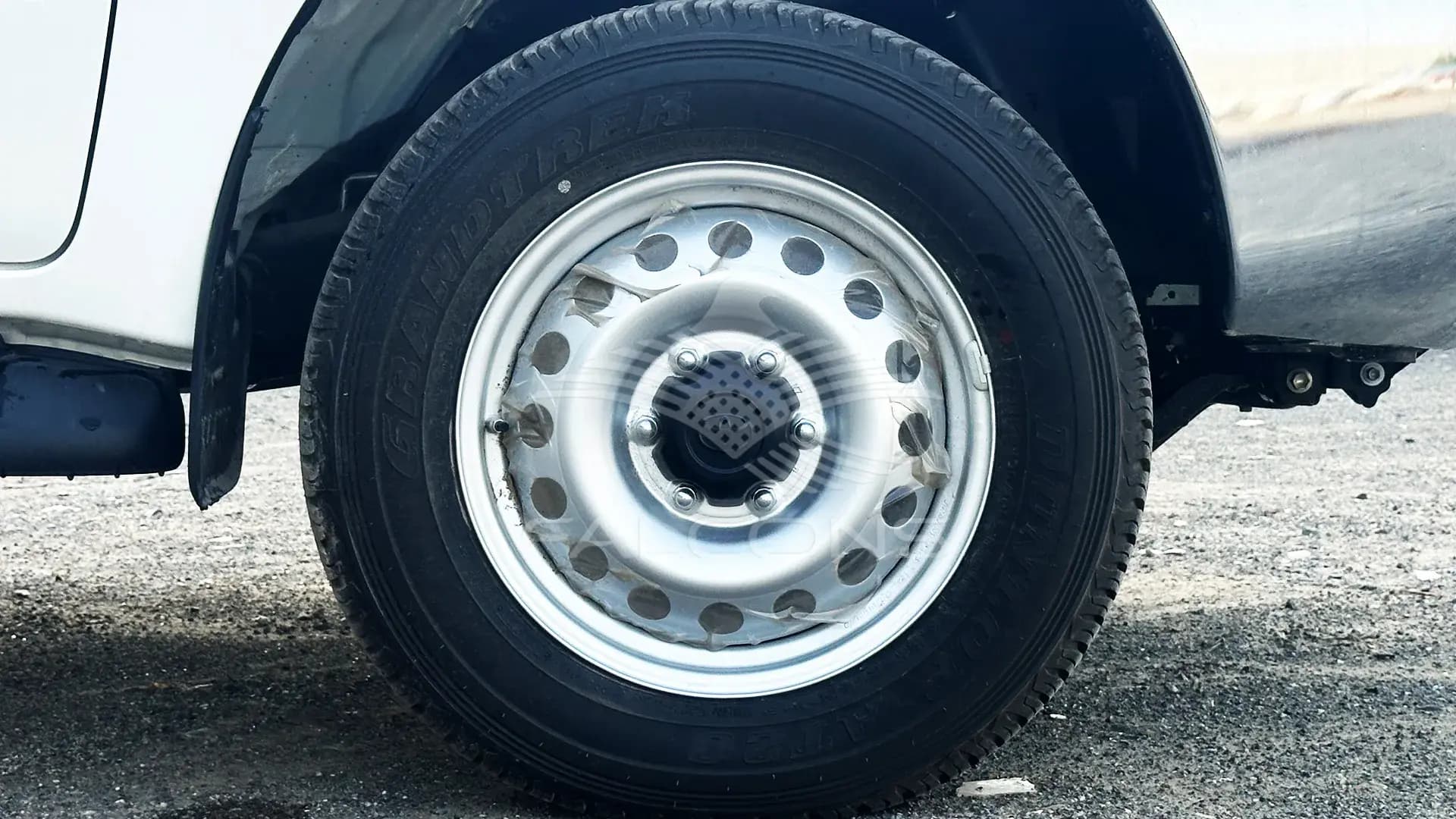 2.7L COUNTRY DC 4WD MT - Image 8