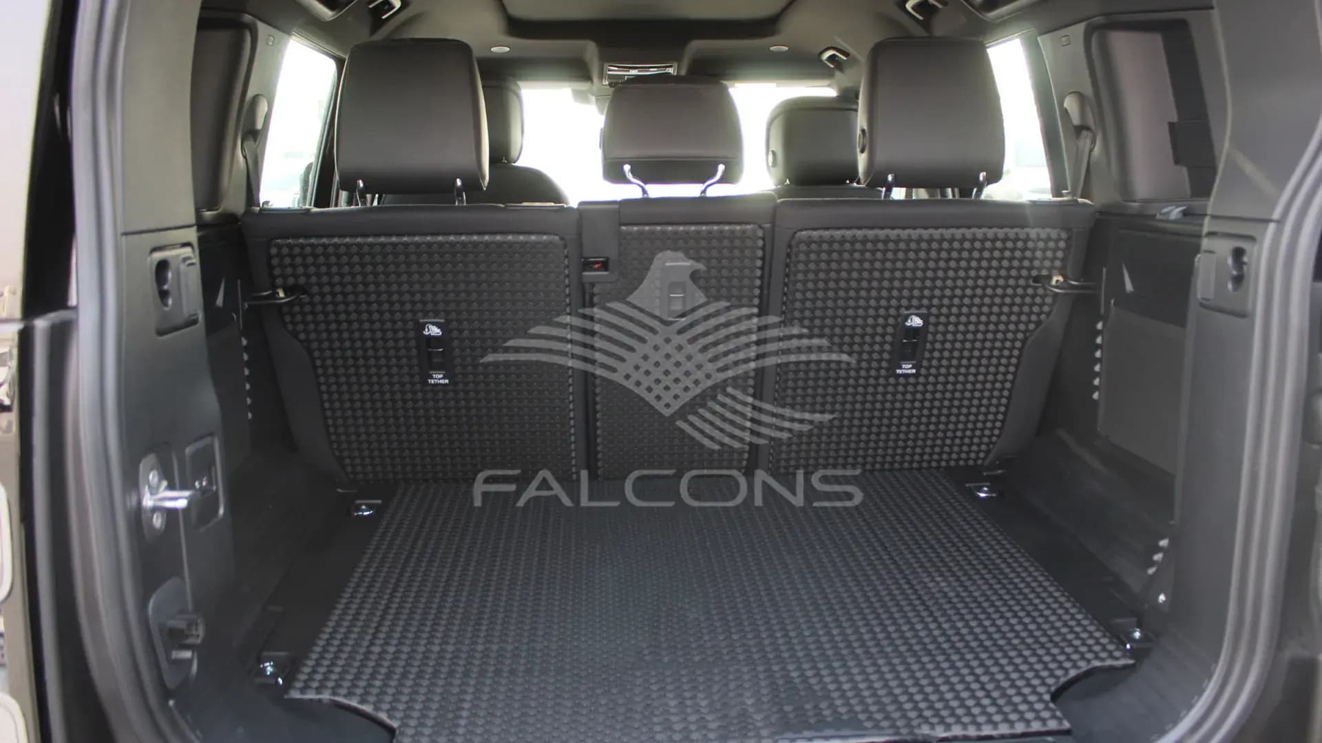 3.0L 110 P400 X EDITION AT - Image 11