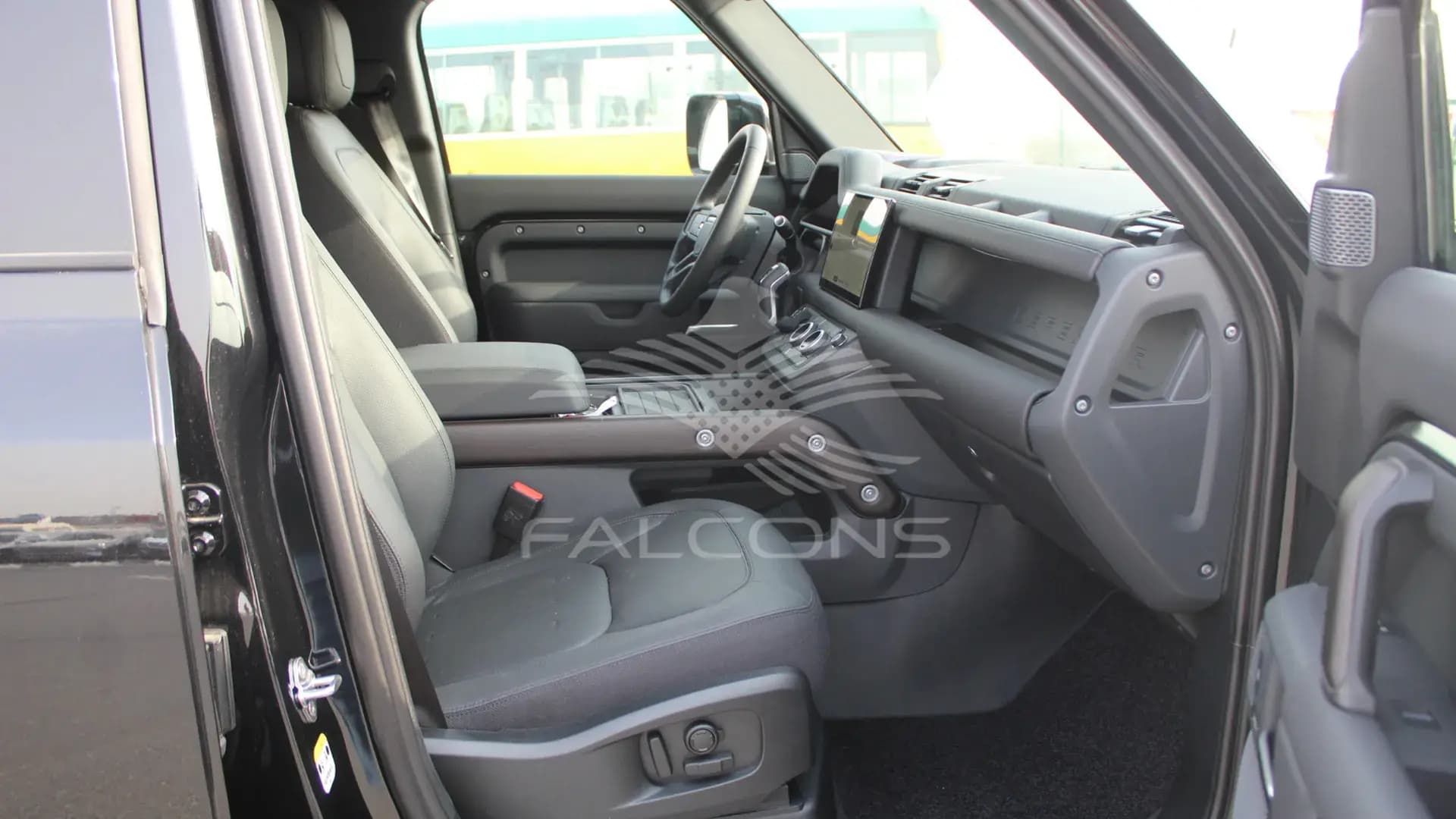 3.0L 110 P400 X EDITION AT - Image 14