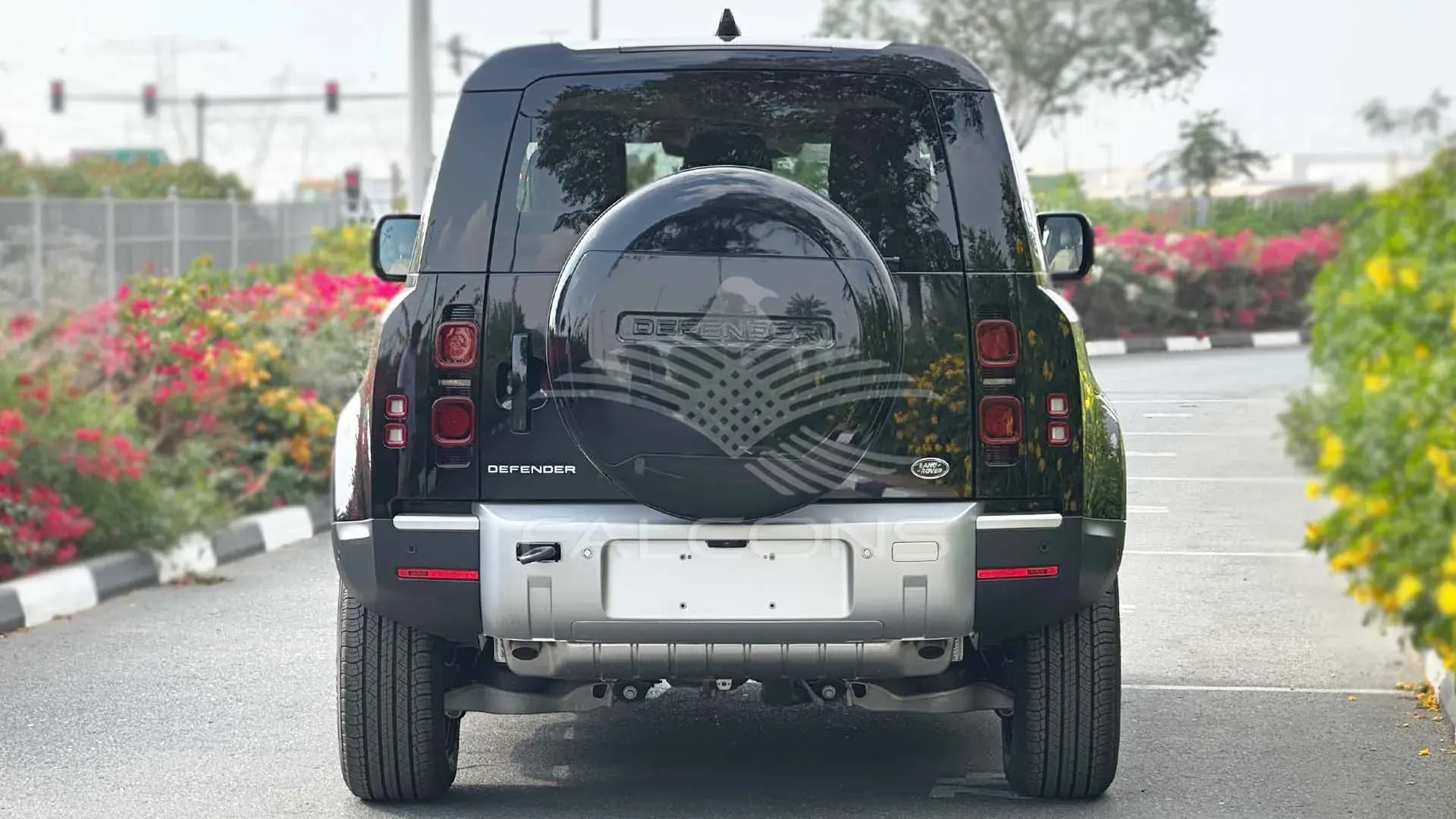 3.0L 90 P400 HSE AWD AT - Image 3