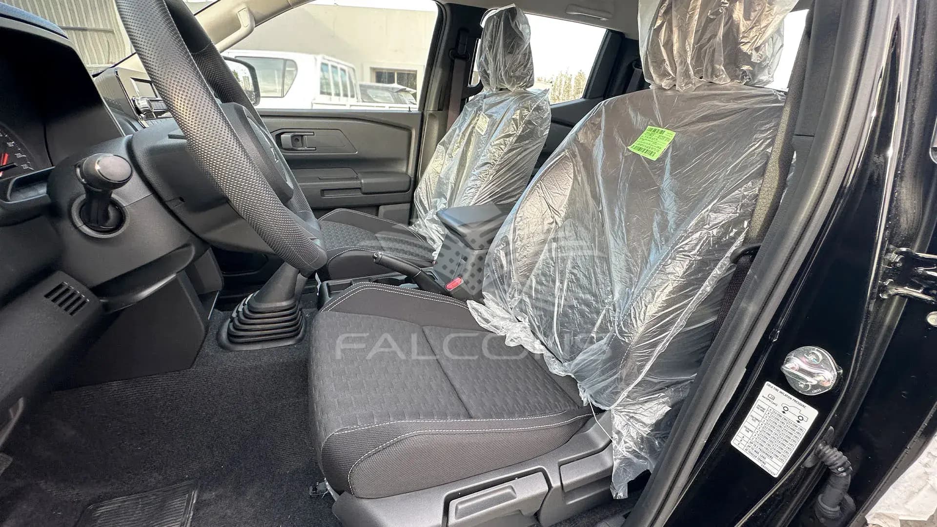 2.4L P DC 4WD GLS MT - Image 12