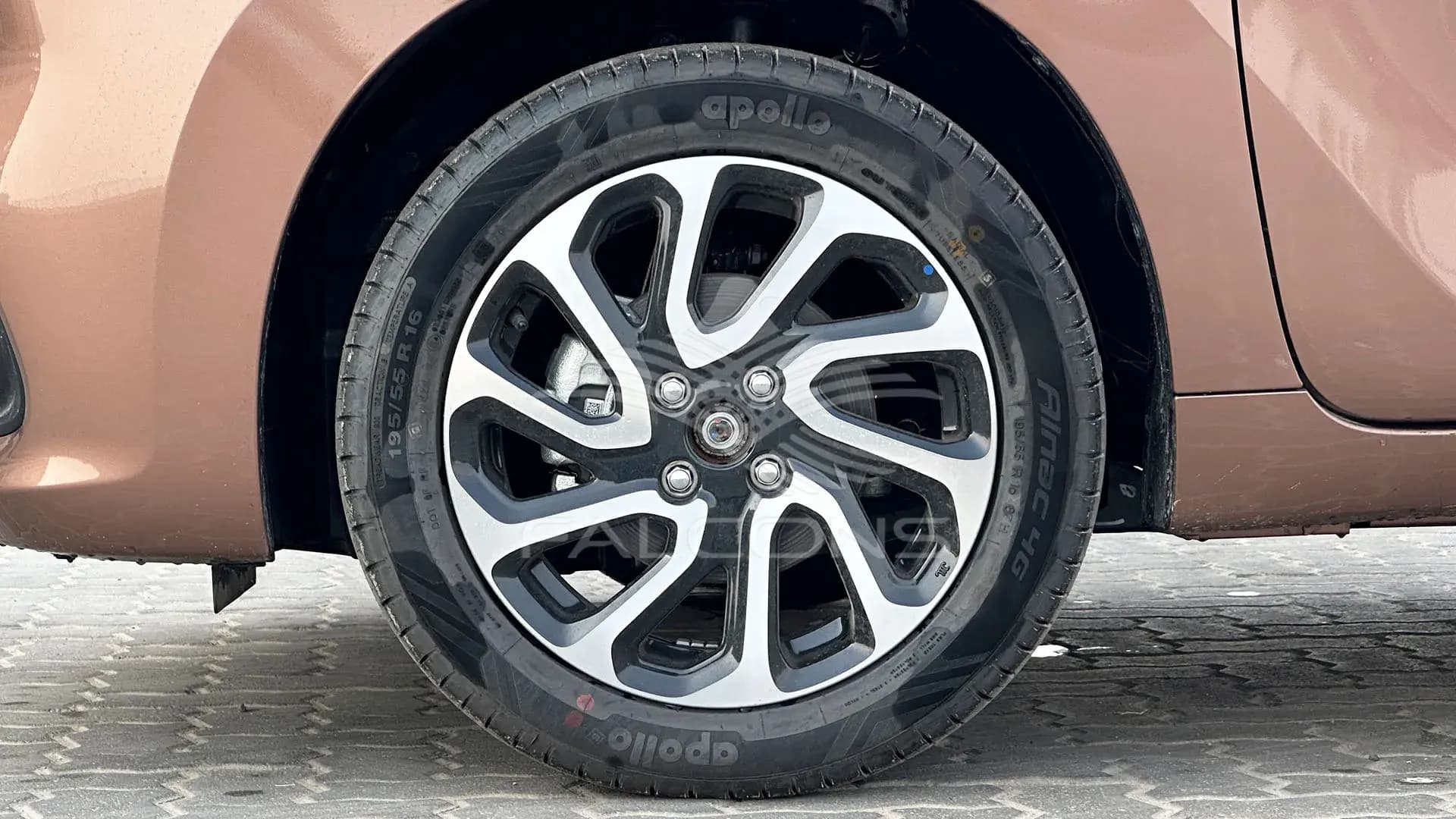 1.5L P68 GLX 9 IN. AUDIO W O CLAMP AT - Image 7