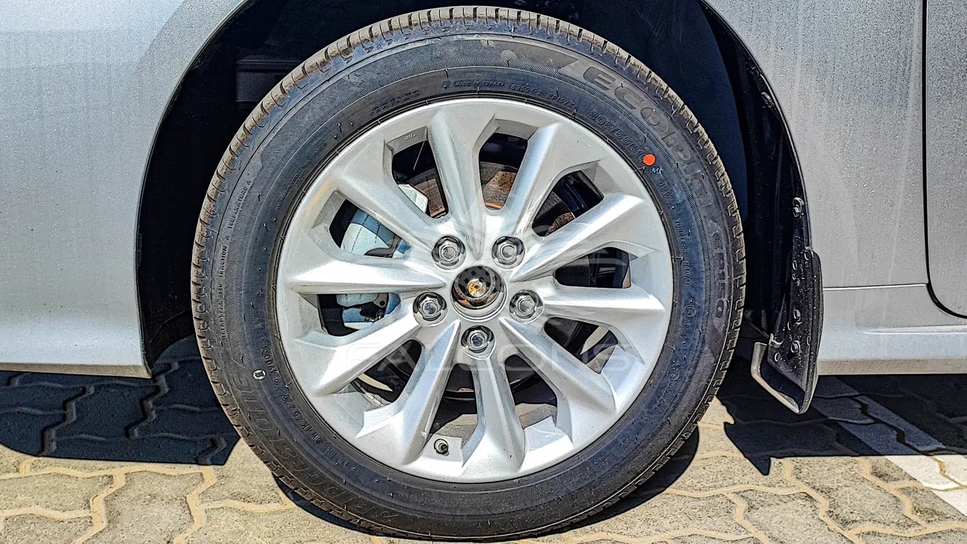 1.6L MED AT - Image 8