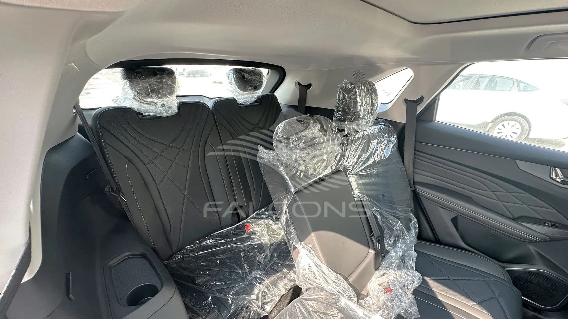 1.6T Flagship VERSION 7 SEATS AT - Image 16