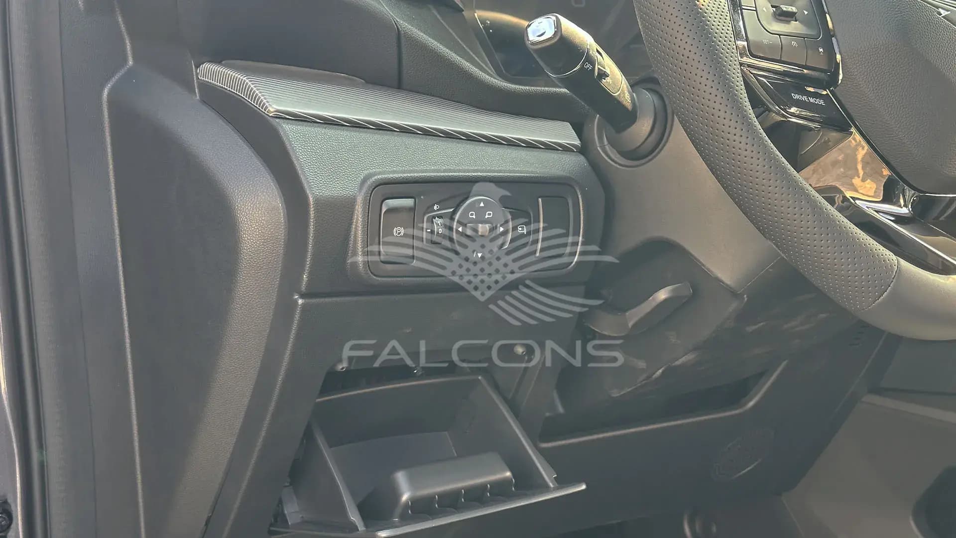 1.6T Flagship VERSION 7 SEATS AT - Image 18