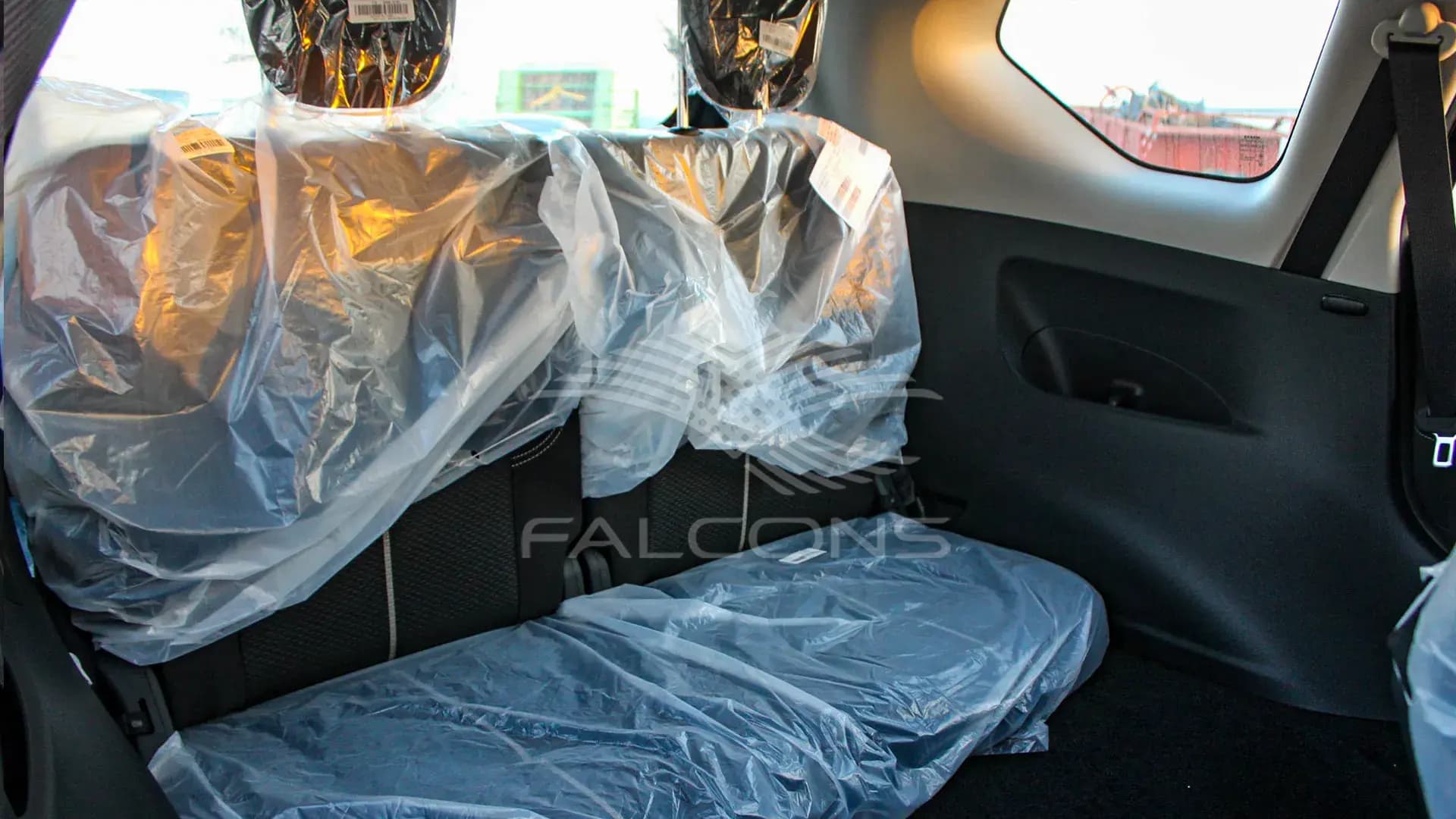 2.5L 4WD TITANIUM 7AT - Image 16