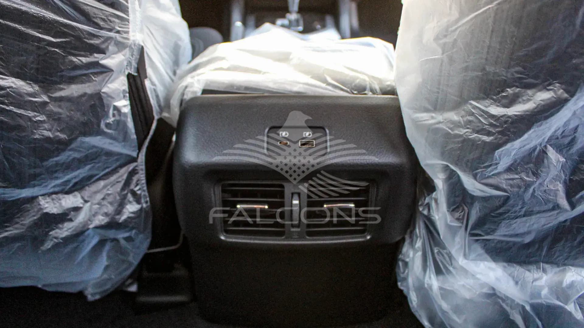 2.5L 4WD TITANIUM 7AT - Image 17