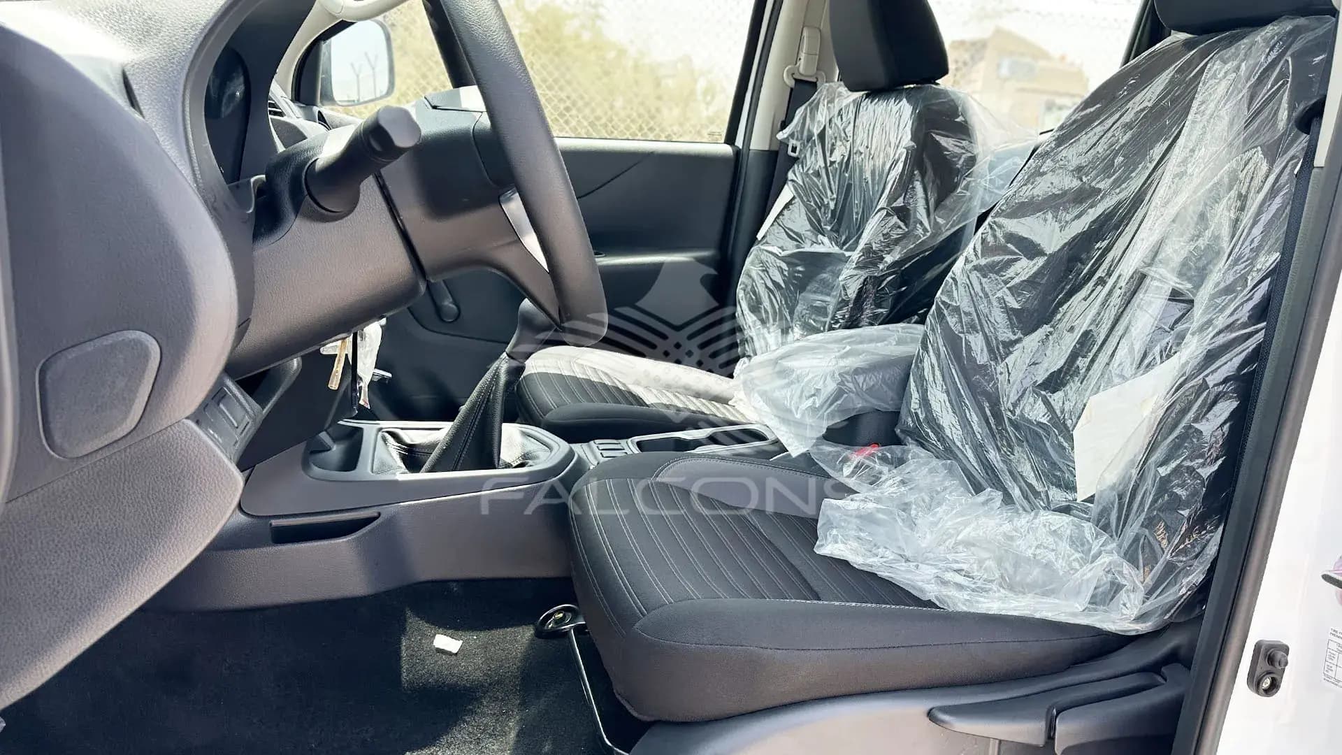 2.5D XE D23 4X4 DC PLUS MT - Image 10