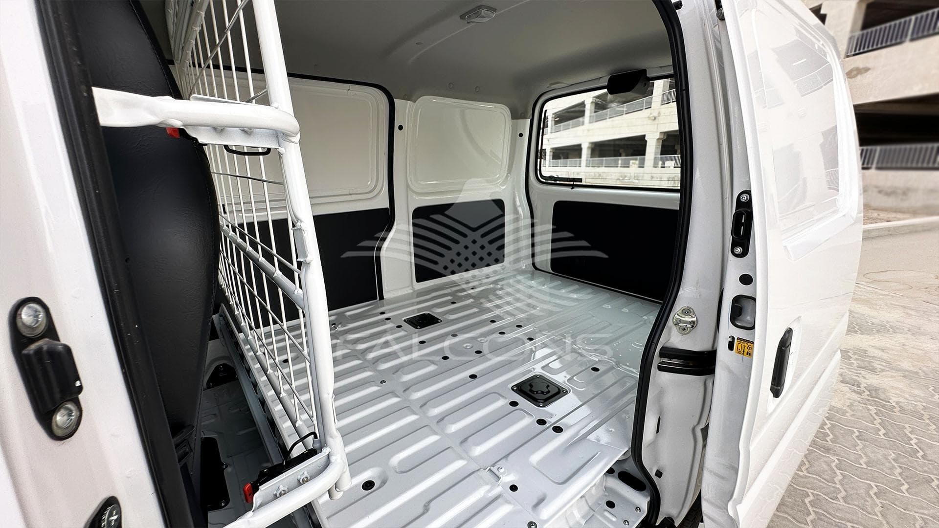 1197 cc K12N 2 STR CARGO MT - Image 15