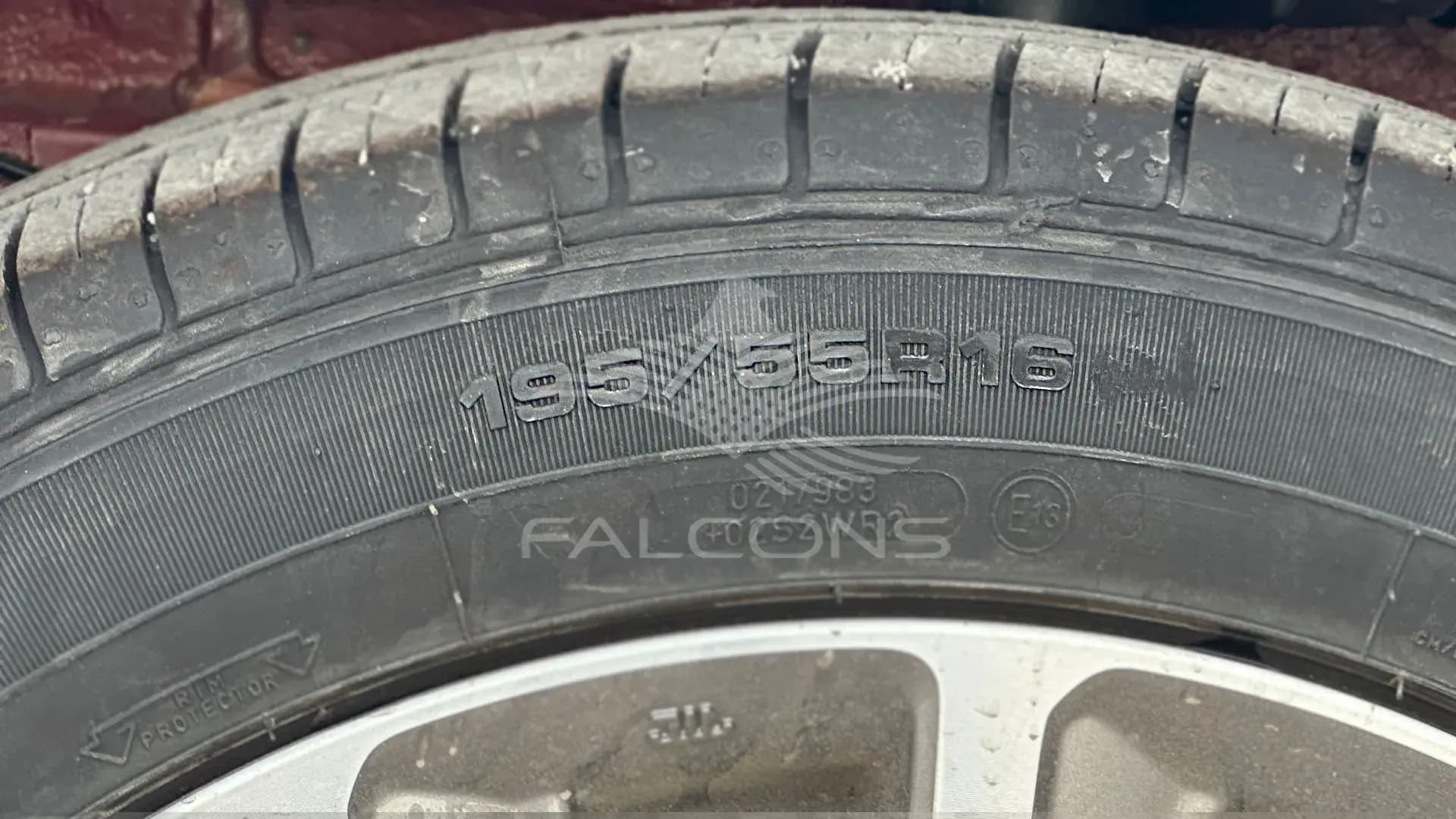 1462cc GLX AT CD9KHZ BT - Image 12