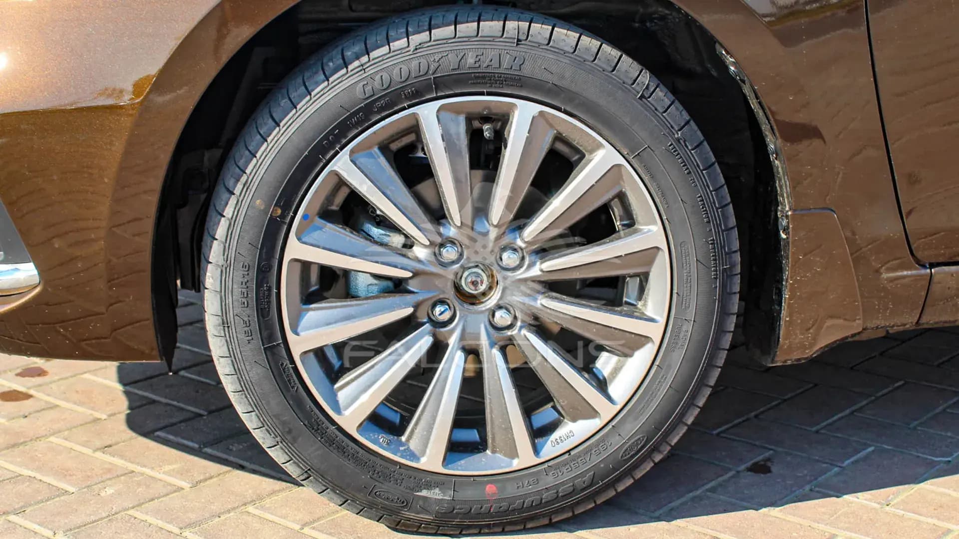 1462cc GLX AT DAB A/W - Image 13