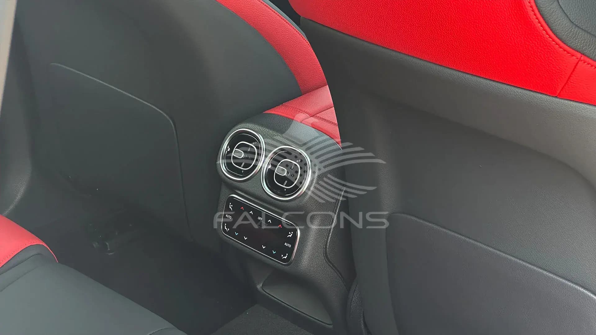 2.0L 4MATIC Coupe AT - Image 16