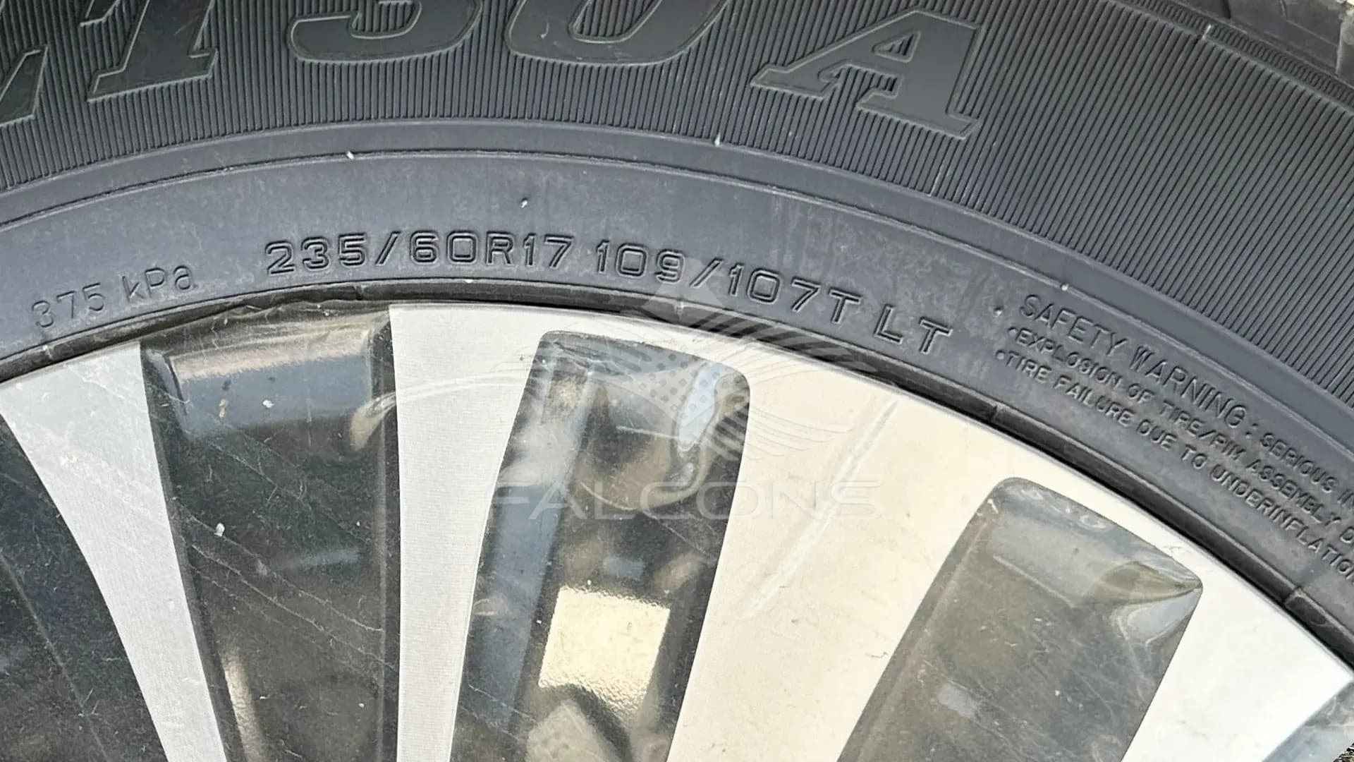 3.5L V6 6-STR LEATHER AT - Image 11