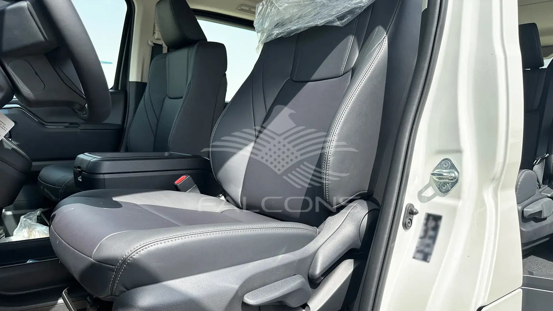 3.5L V6 6-STR LEATHER AT - Image 12