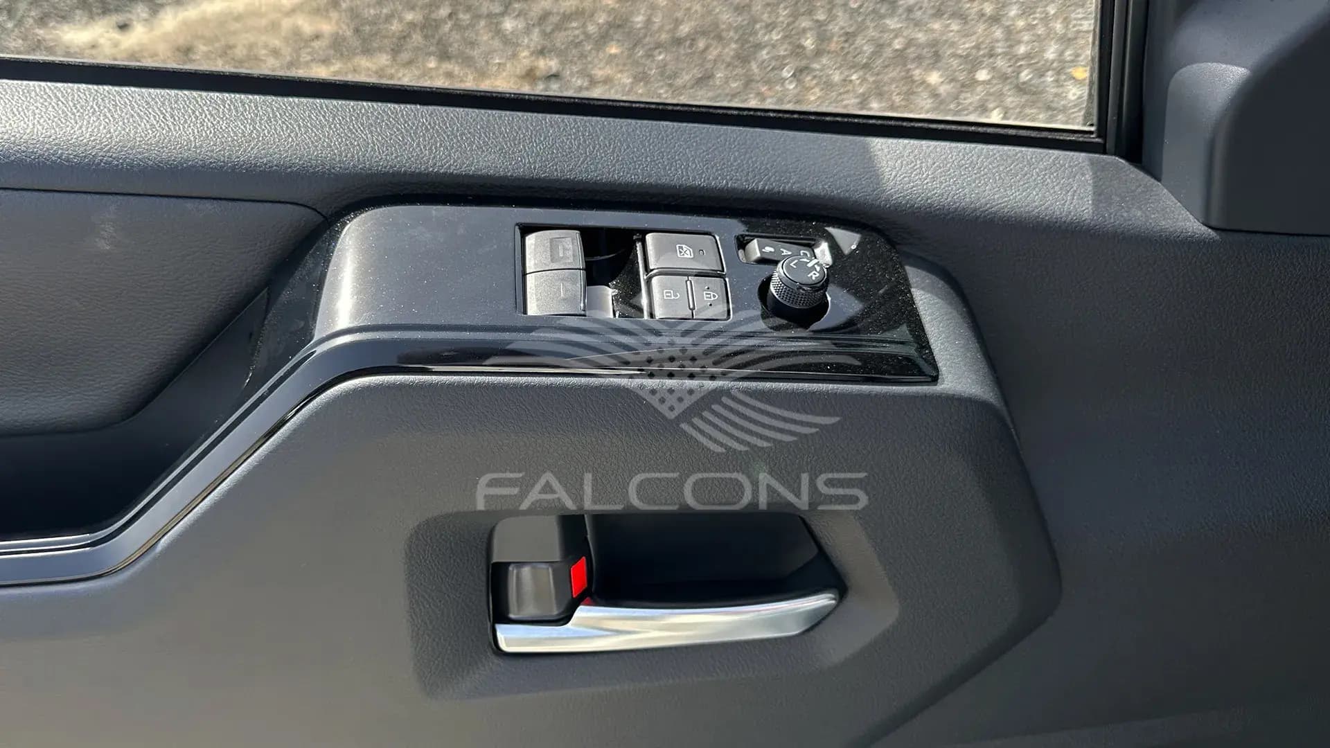 3.5L V6 6-STR LEATHER AT - Image 15