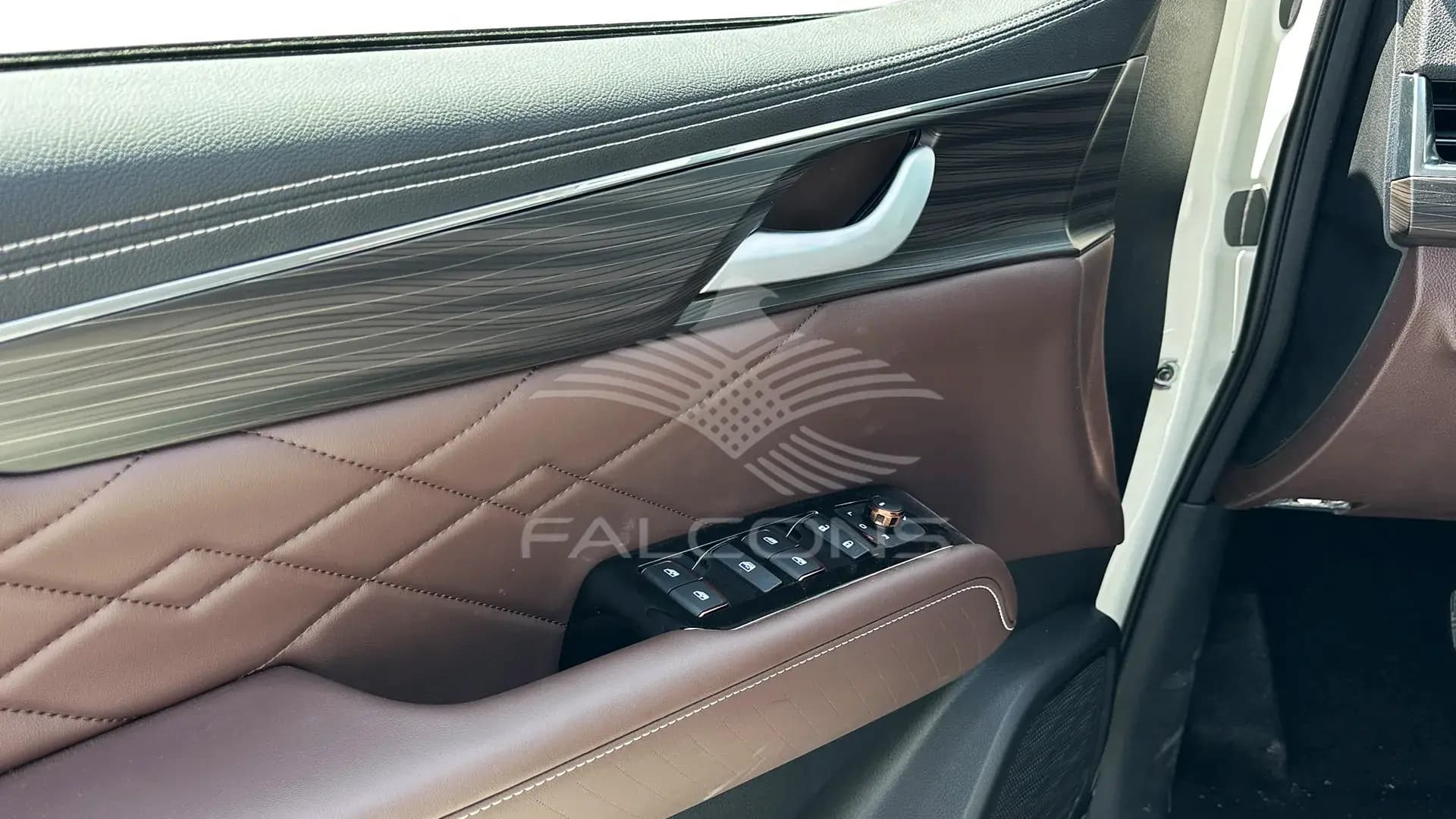 2.0L Turbo Euro6 AT - Image 14