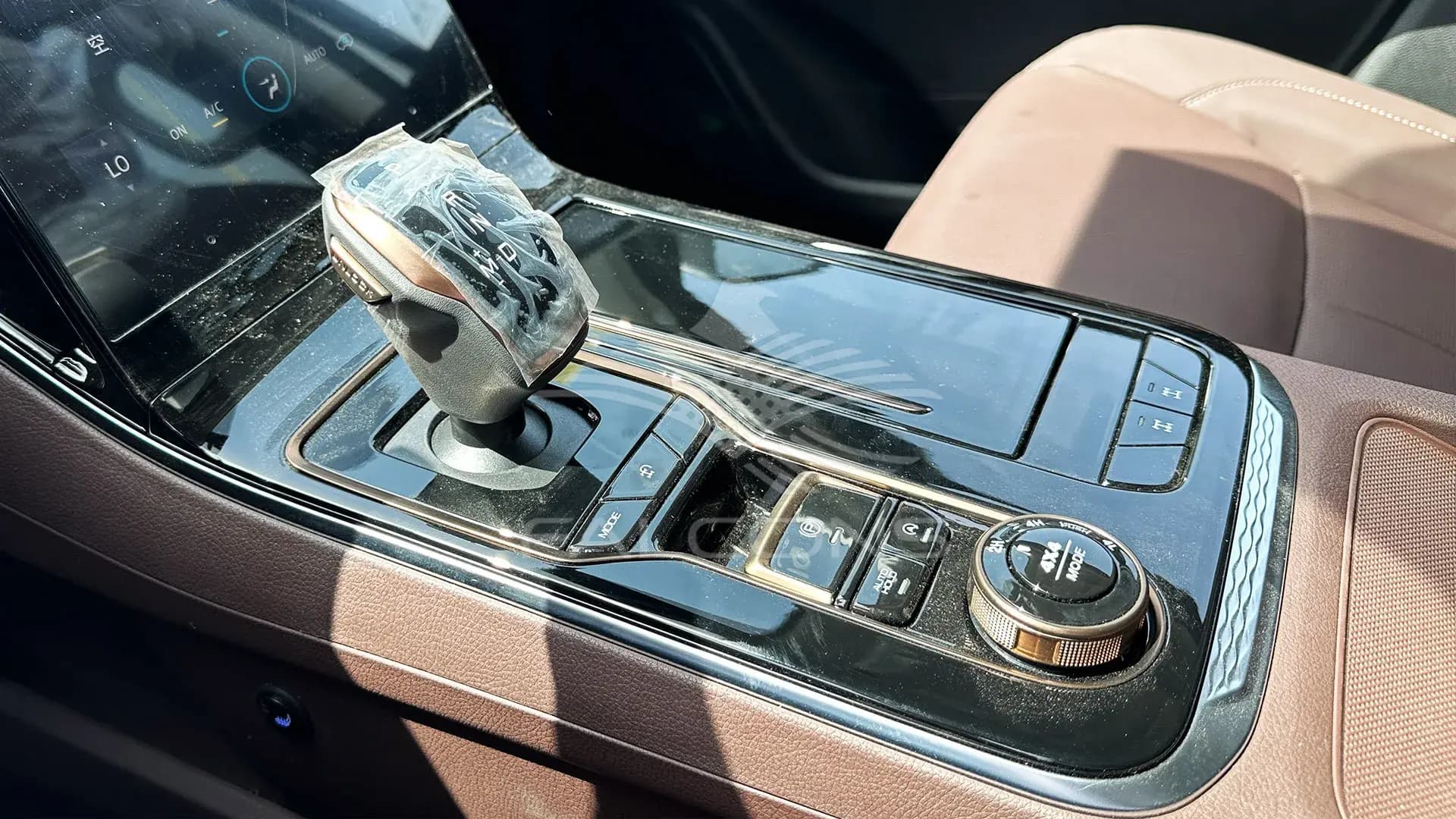 2.0L Turbo Euro6 AT - Image 17