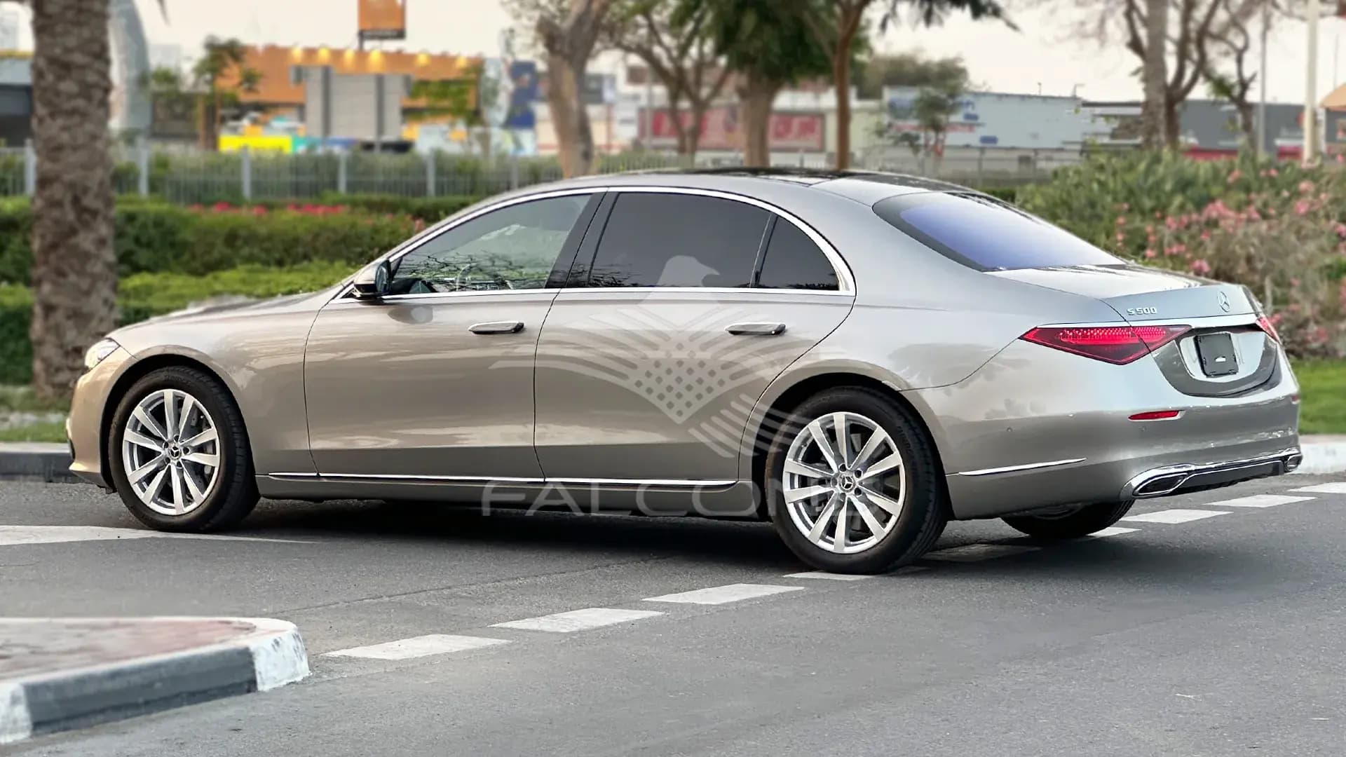 3.0L 4-MATIC AT - Image 2