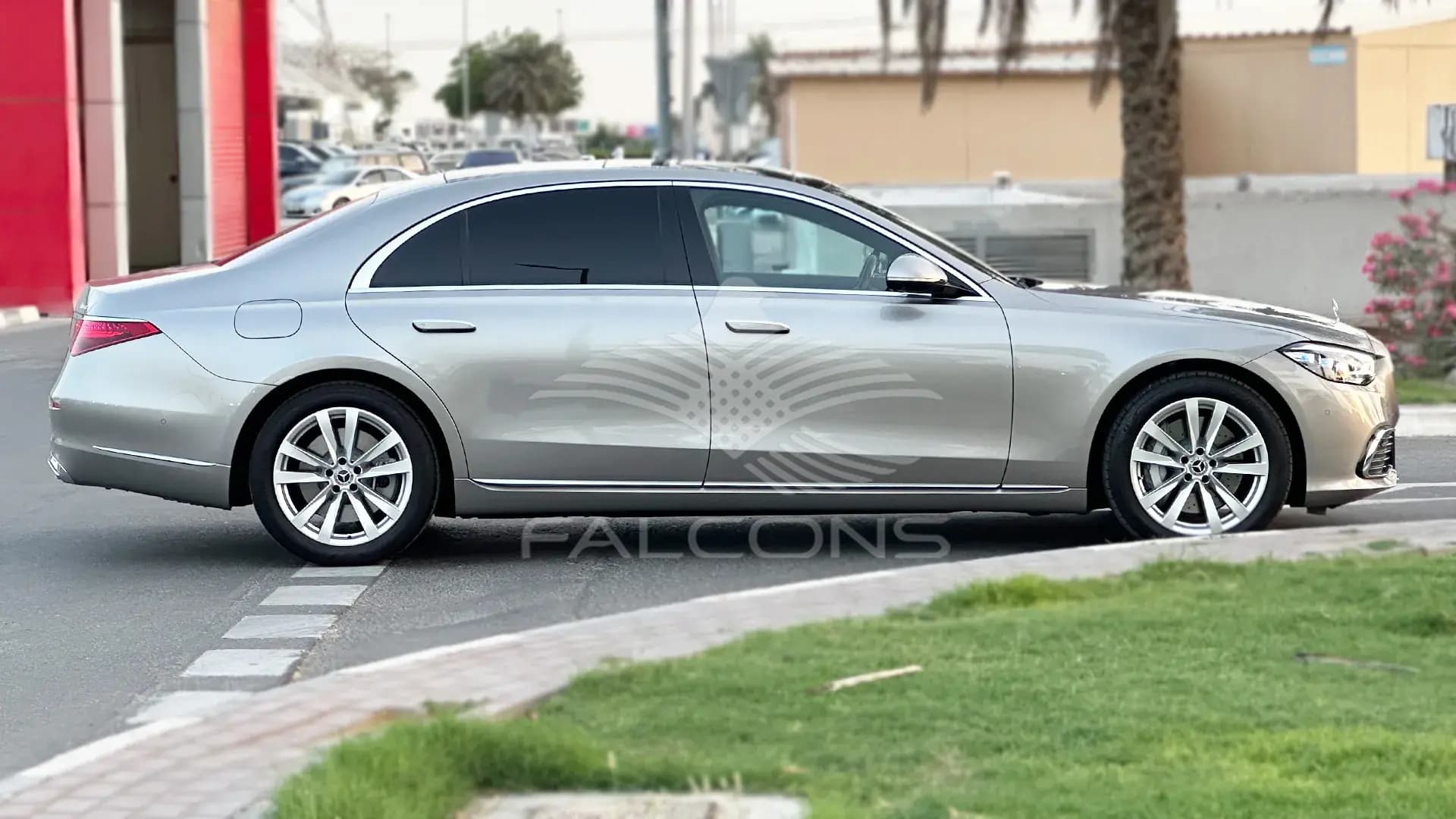 3.0L 4-MATIC AT - Image 8