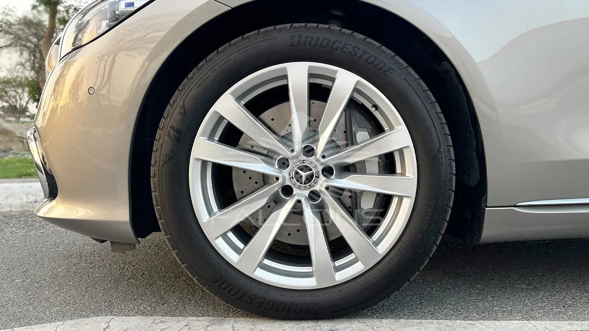 3.0L 4-MATIC AT - Image 9