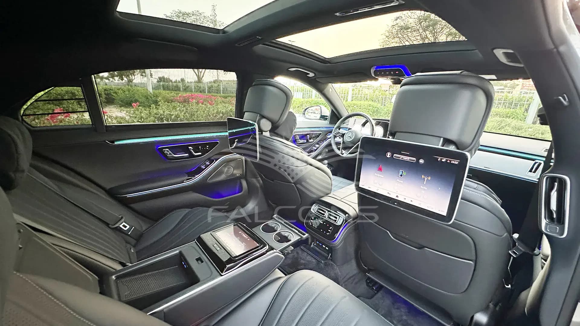 3.0L 4-MATIC AT - Image 12