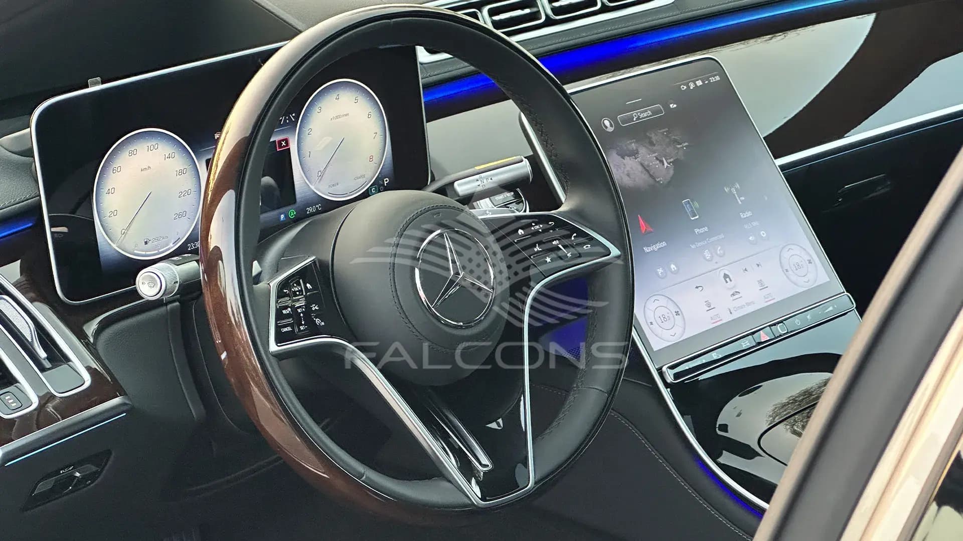 3.0L 4-MATIC AT - Image 15