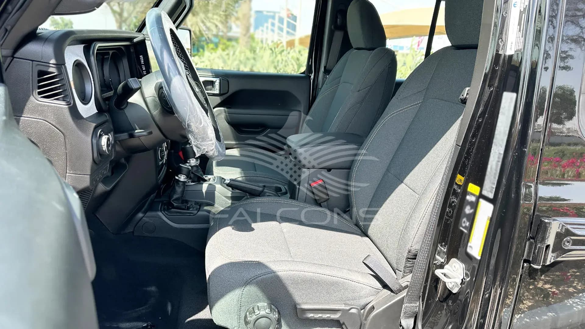 2.0L I4 JL Sport 4DR AT - Image 8