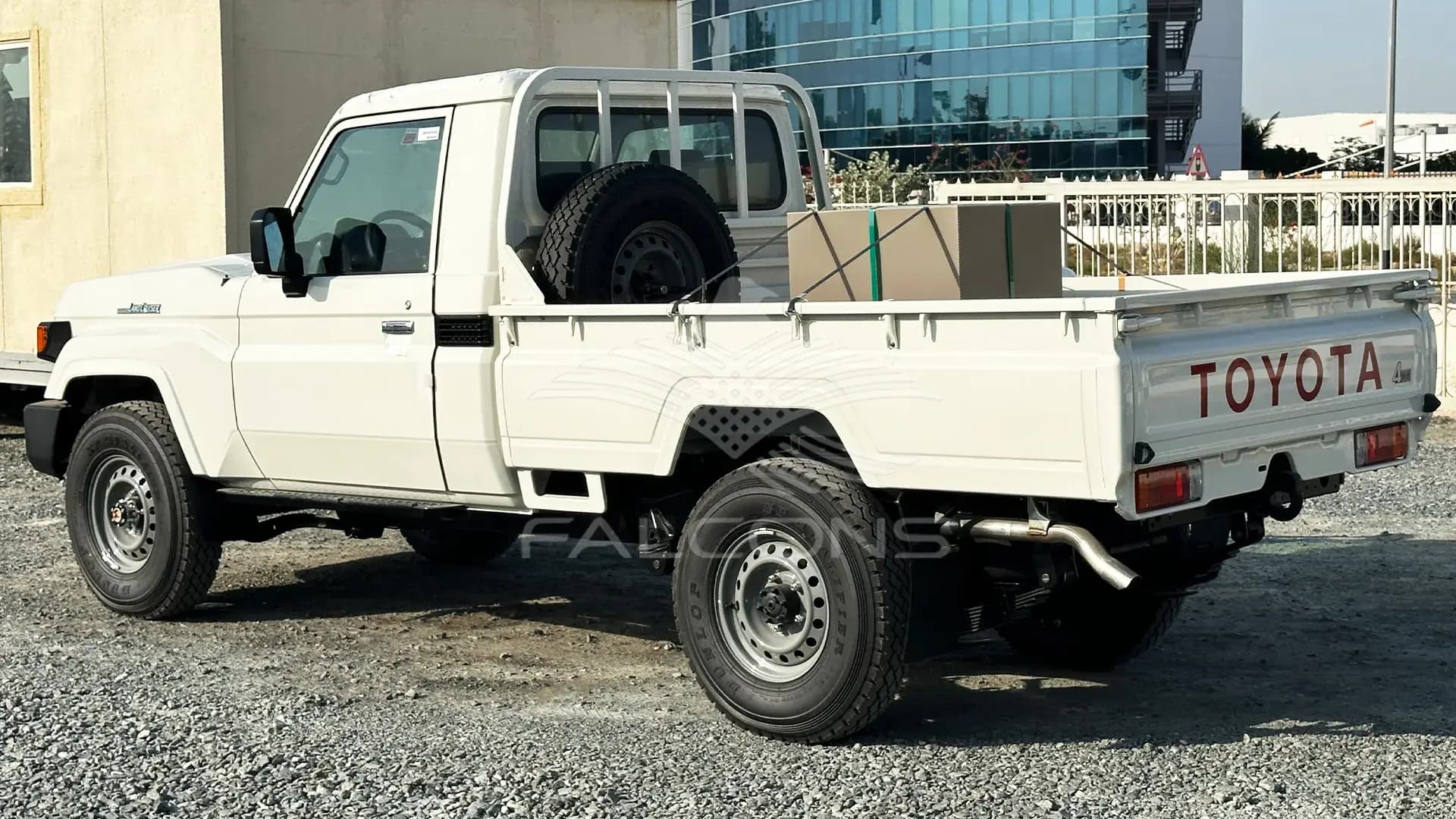 4.2L 3 STR SC DSL DAB & ABS NEW FACE MT - Image 2