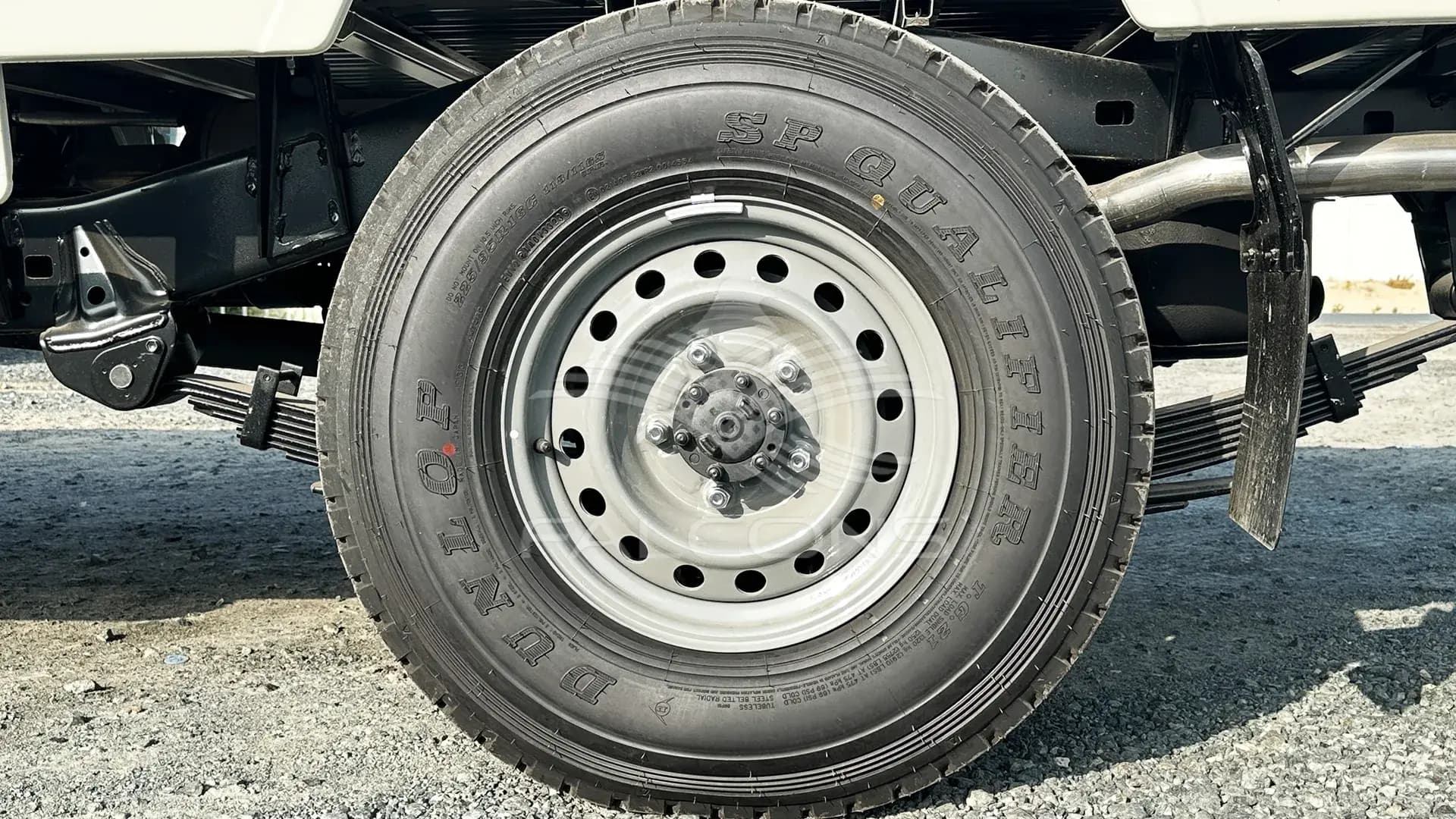 4.2L 3 STR SC DSL DAB & ABS NEW FACE MT - Image 7