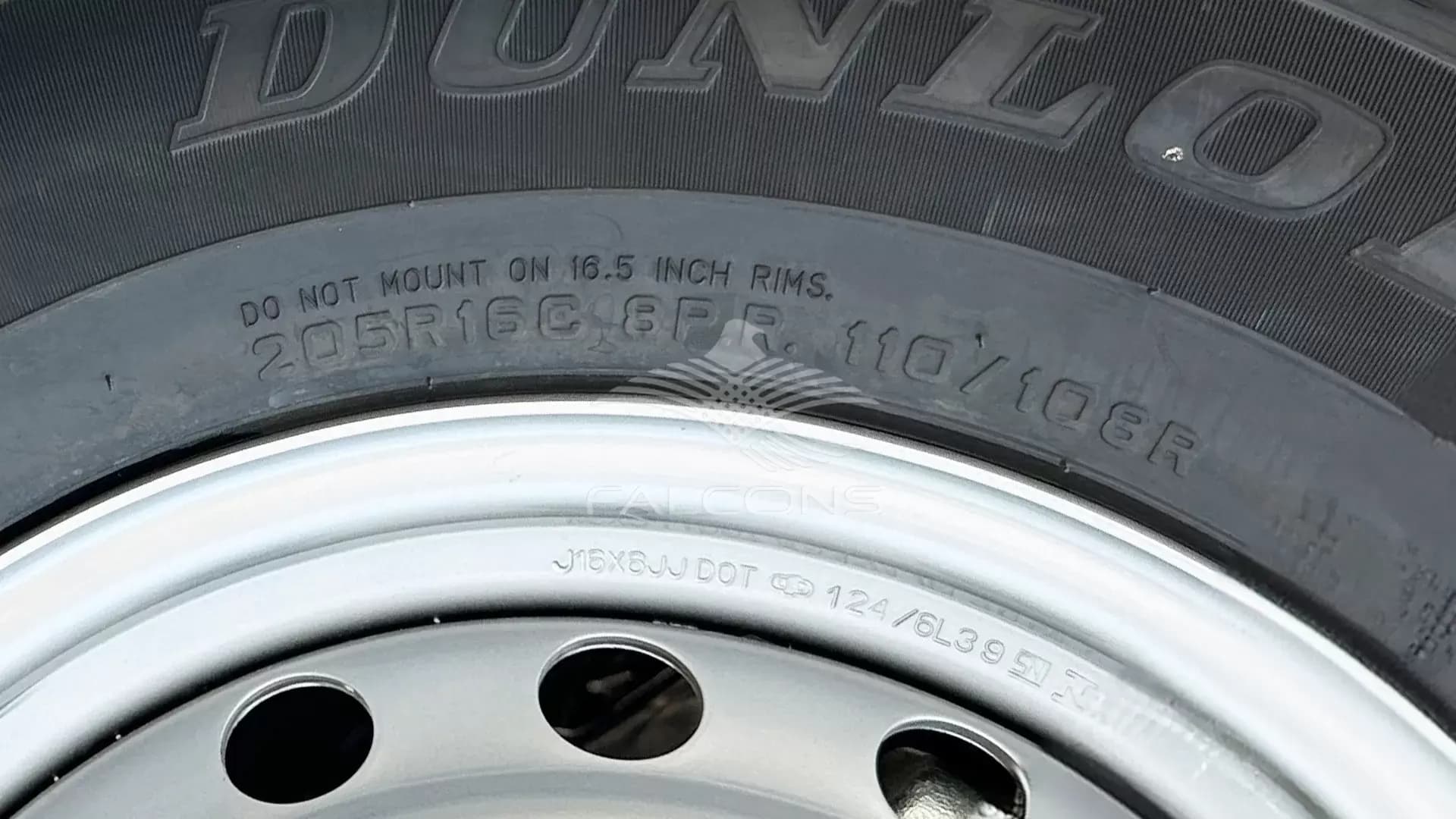 2.4L D DC 4WD GL New Face 5MT - Image 9