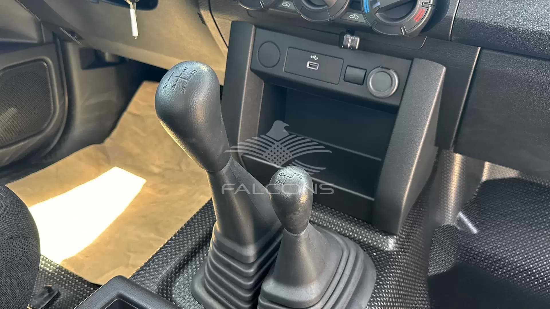 2.4L D DC 4WD GL New Face 5MT - Image 18