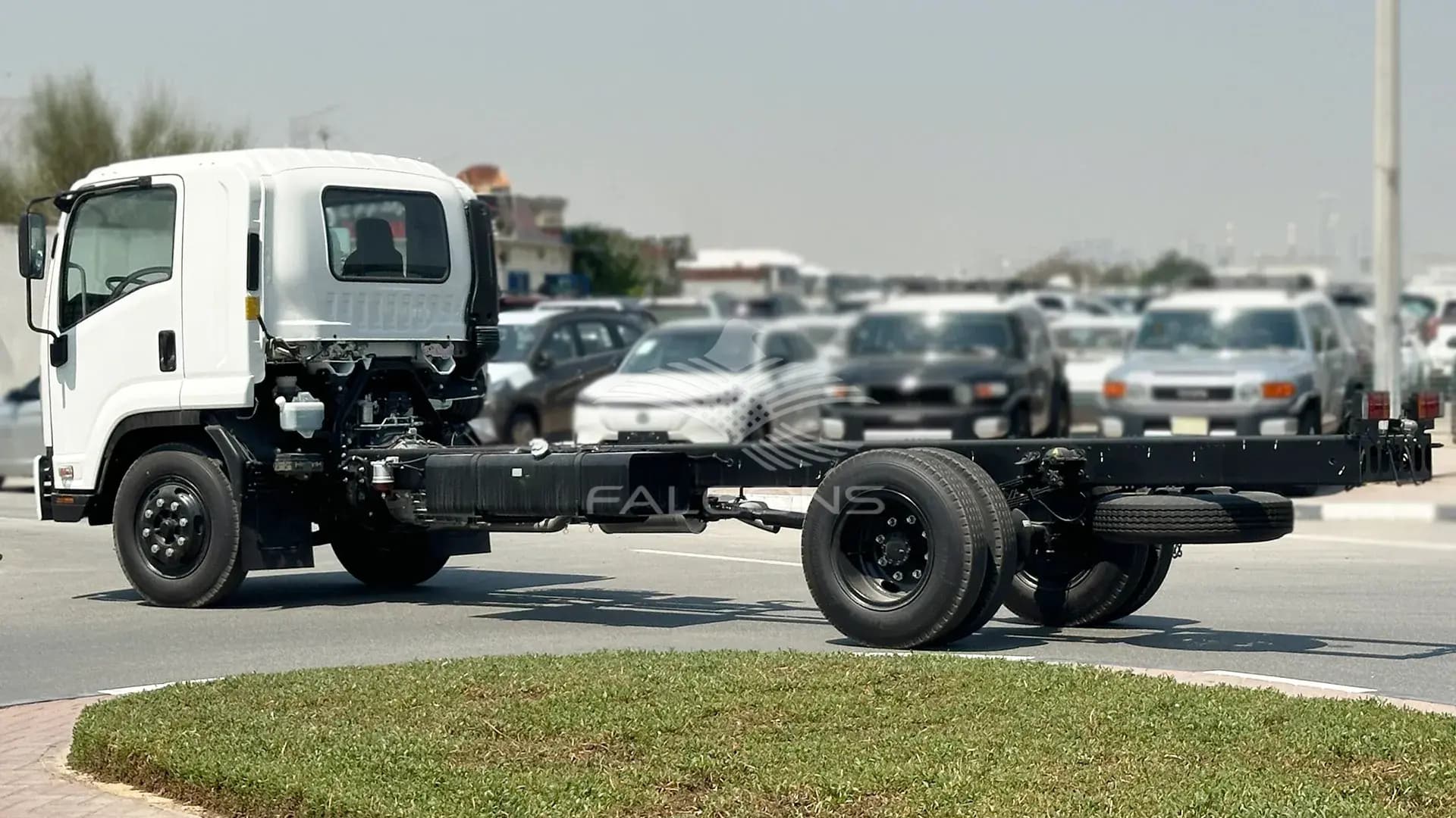 8.3L 33N CHASSIS MT - Image 2