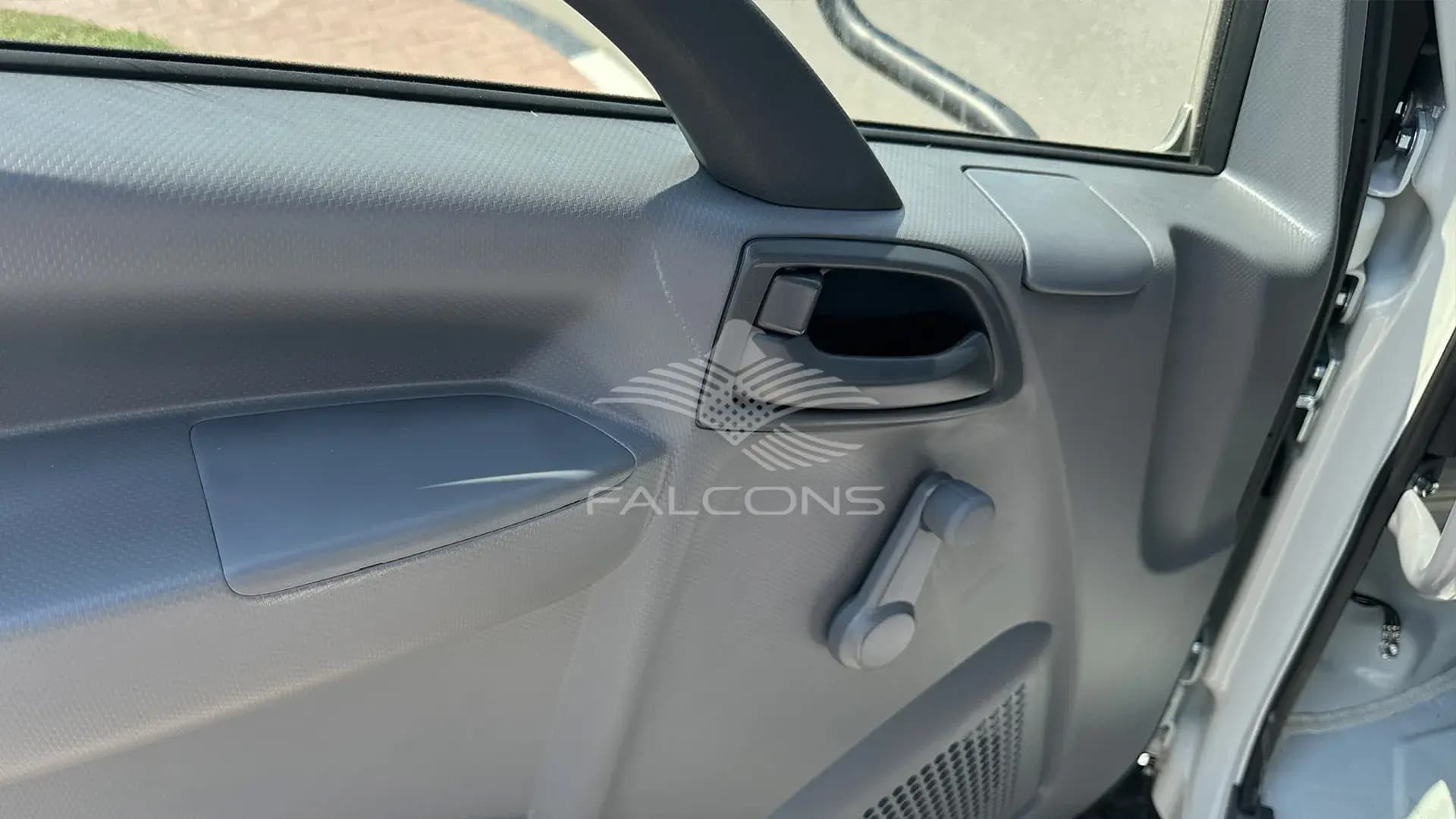 8.3L 33N CHASSIS MT - Image 11